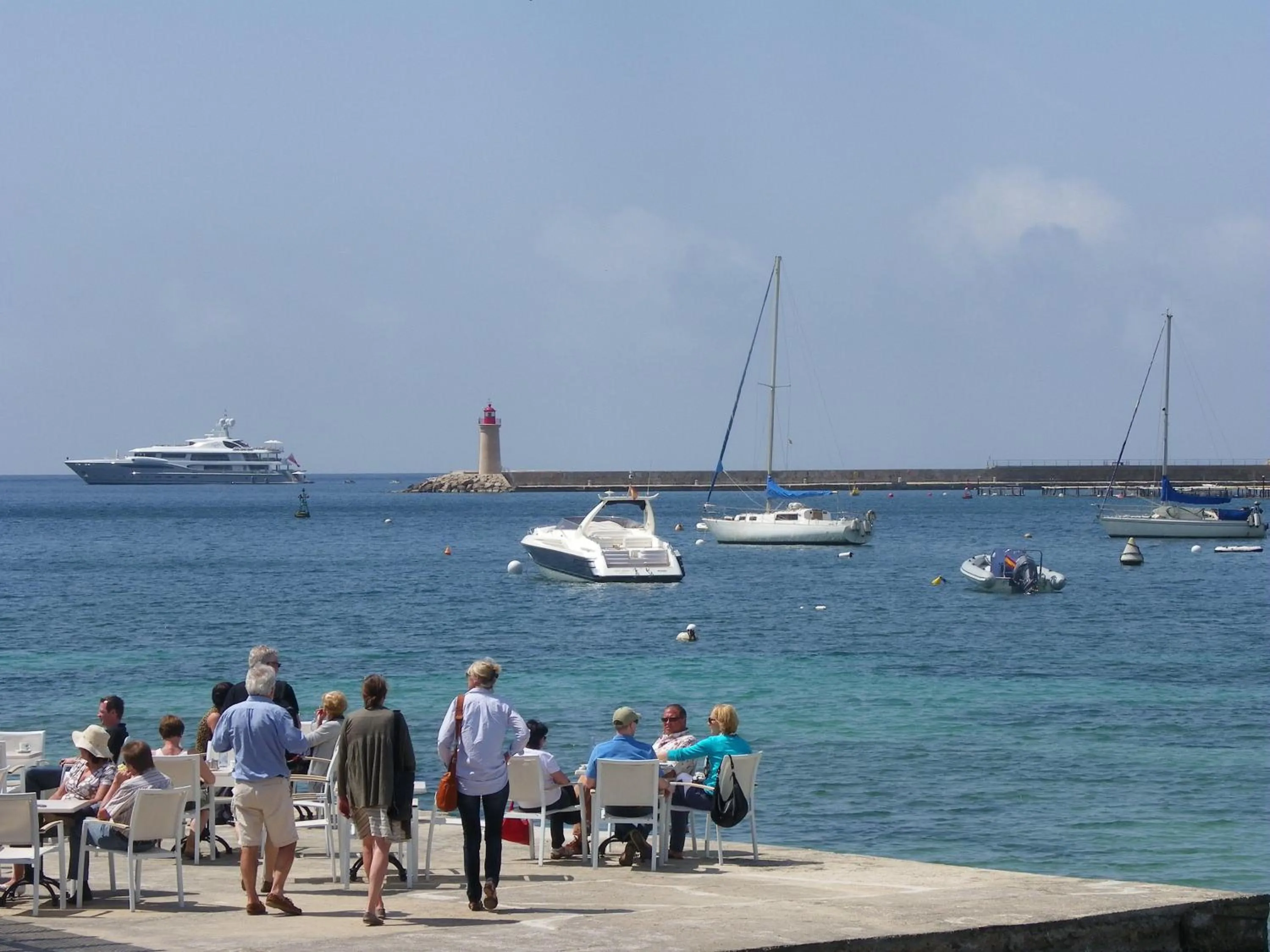 Area and facilities in Hotel Brismar