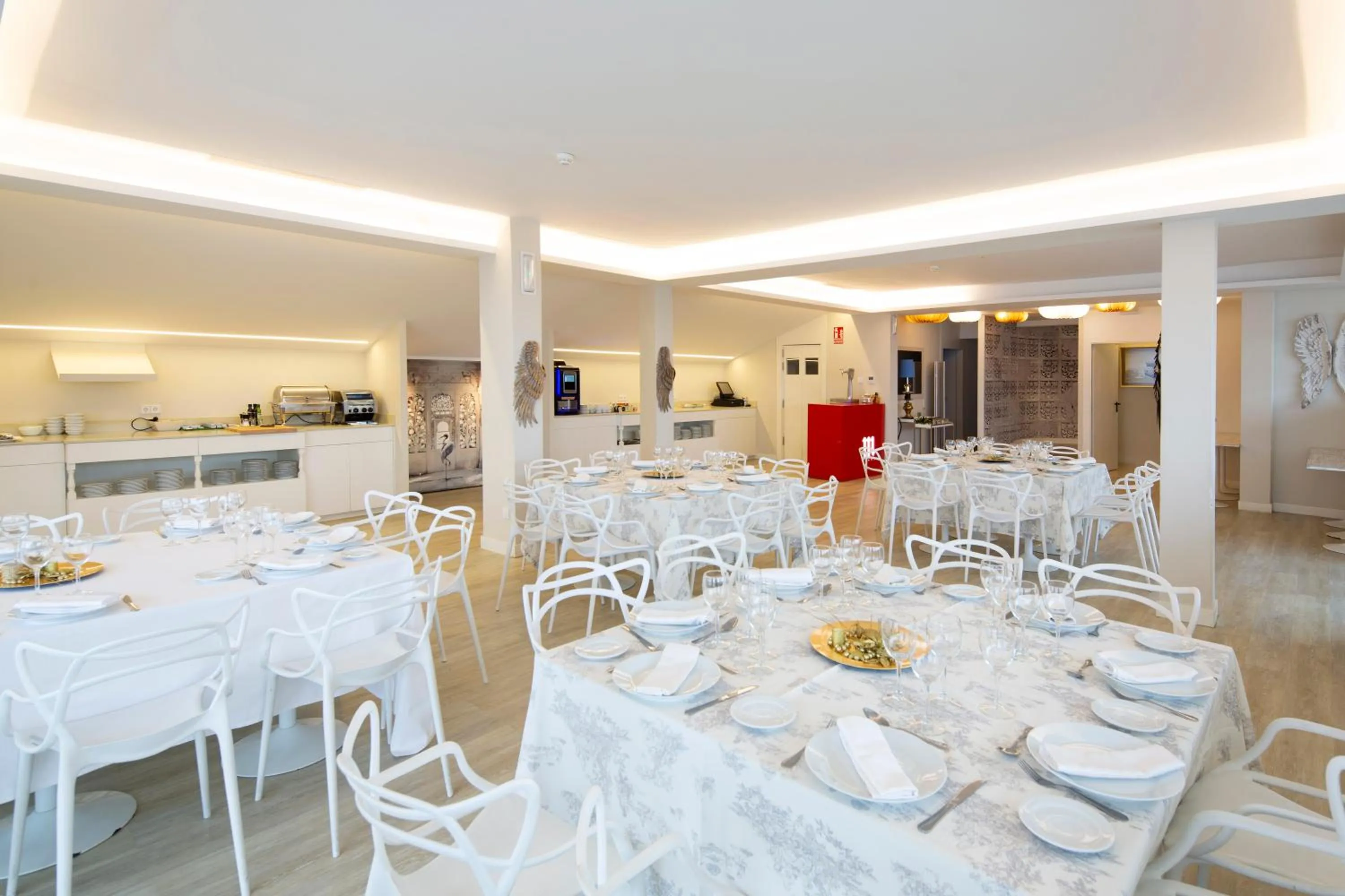 Restaurant/places to eat in Hotel Ciudad de Vigo