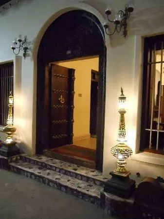 Facade/entrance in Horizon Palace