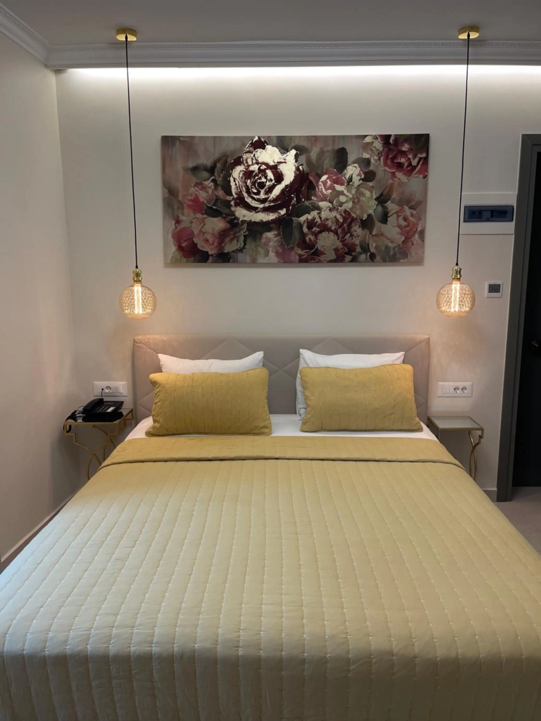 Bed in Aesthesis Arxontiko Luxury Rooms