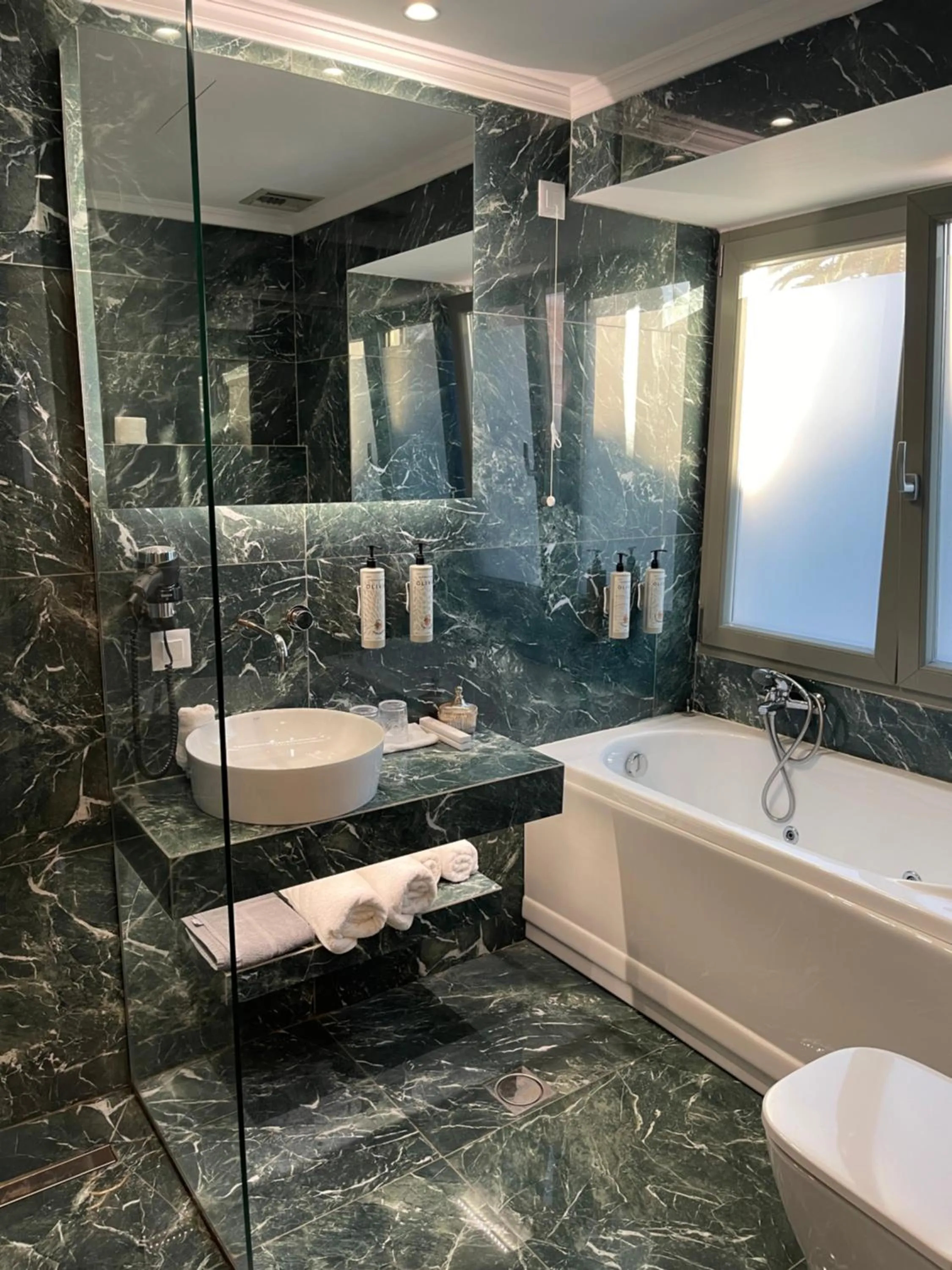 Aesthesis Arxontiko Luxury Rooms