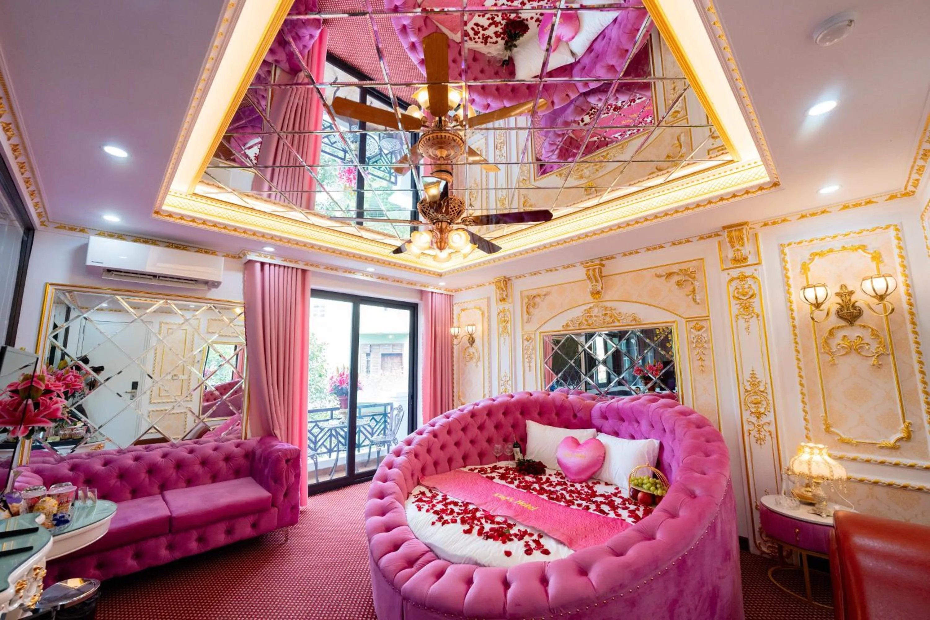 King's Hotel Linh Đàm 2