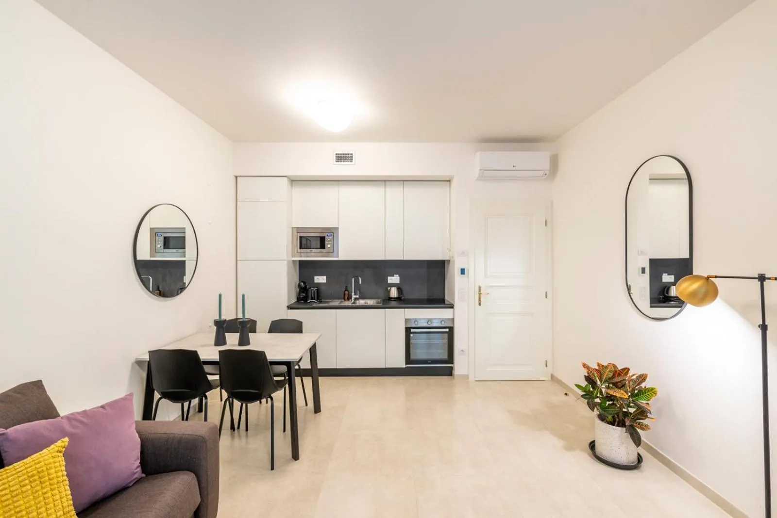 Kitchen or kitchenette in Petrin Tower Residence