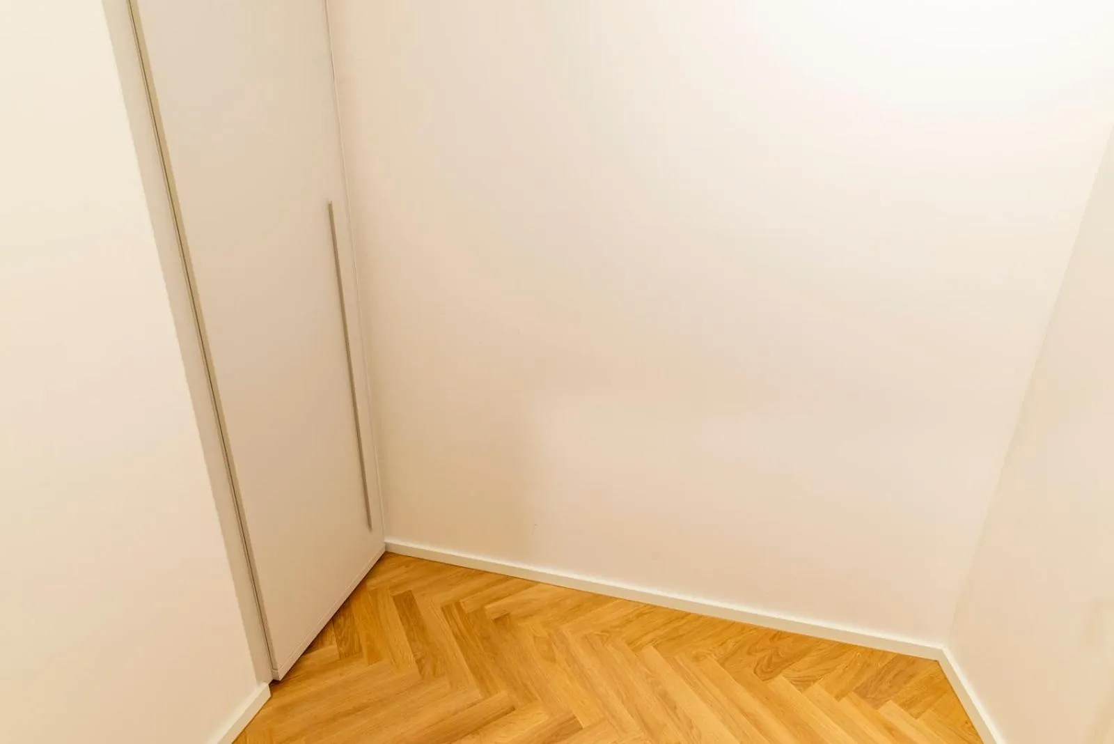 wardrobe in Petrin Tower Residence