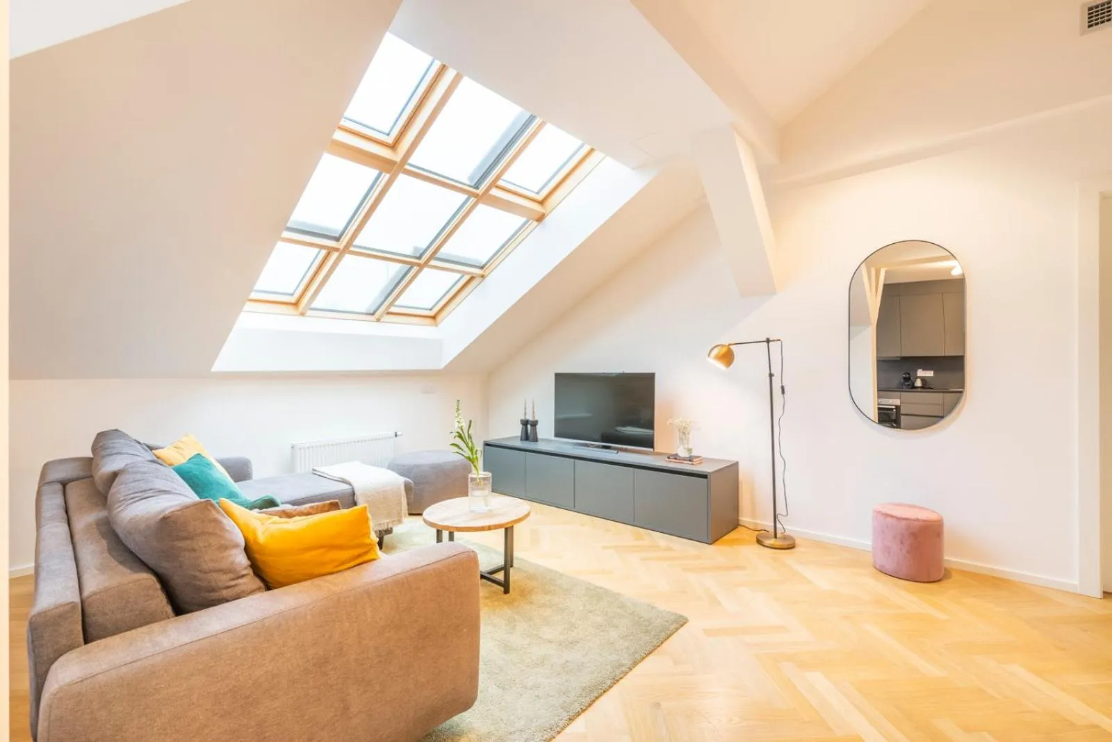 TV and multimedia in Petrin Tower Residence