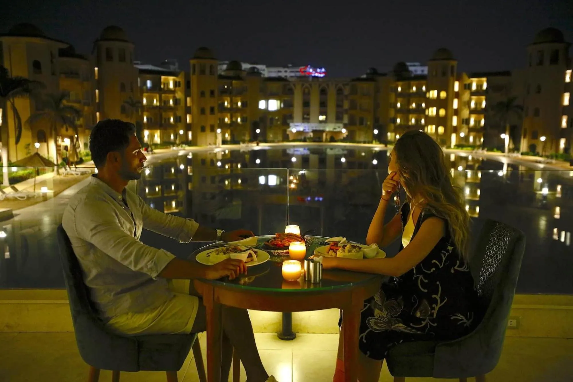 Restaurant/places to eat in Marom Port Said Resort & Beach