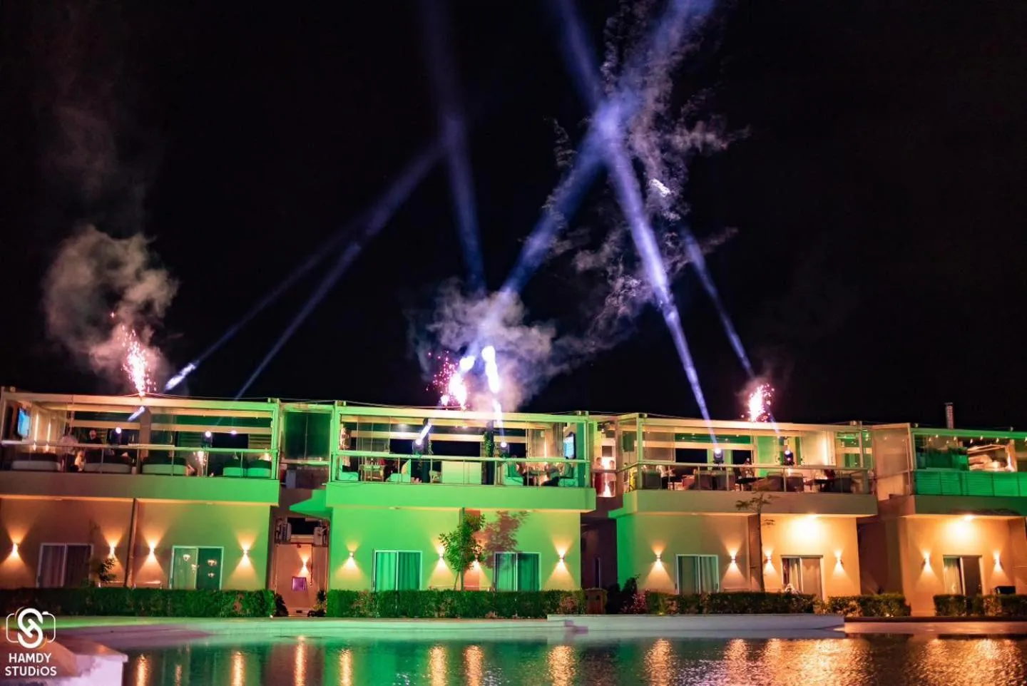 Restaurant/places to eat in Marom Port Said Resort & Beach