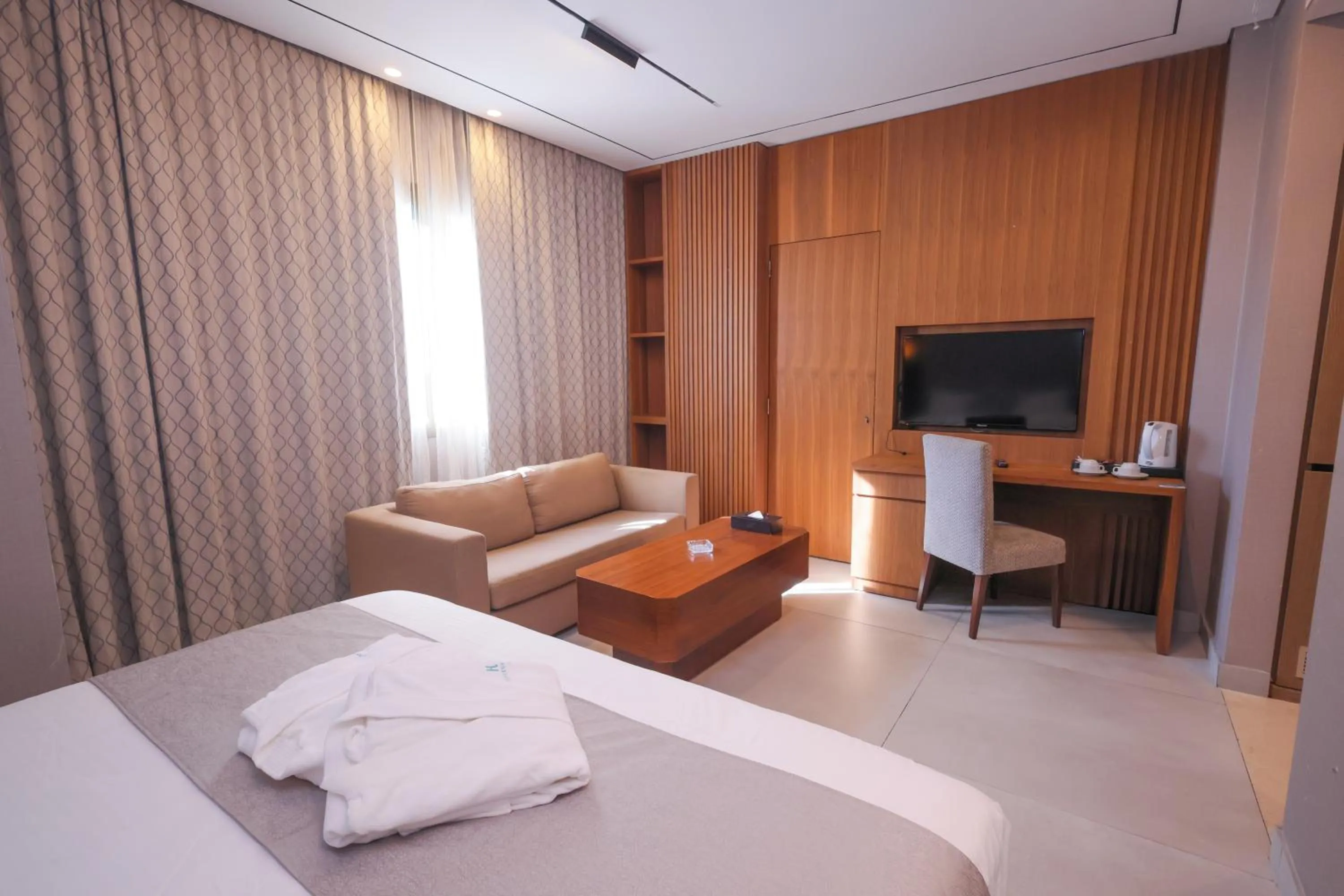 Bed in Heaven Prestige Hotel