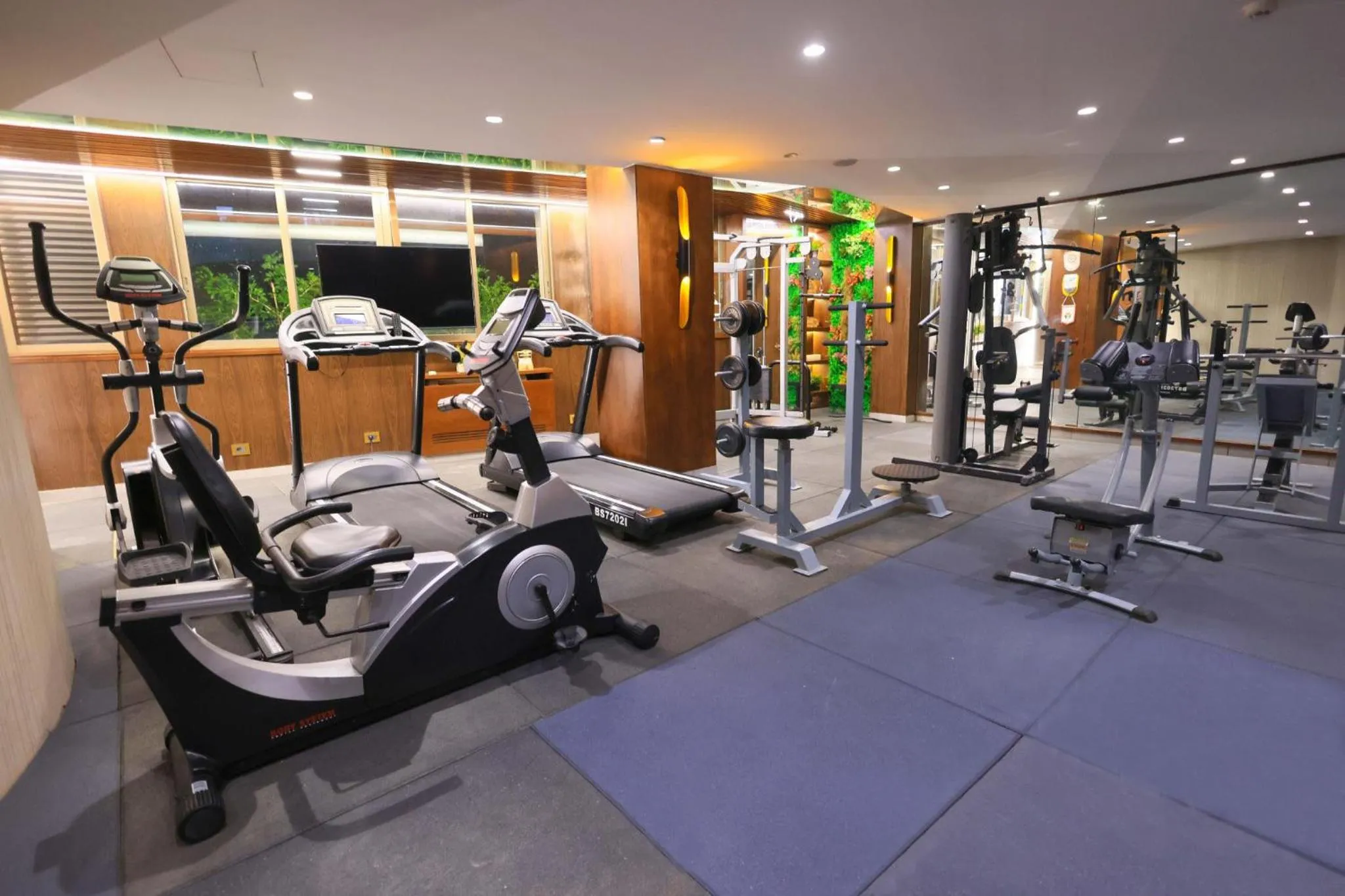 Property building in Heaven Prestige Hotel