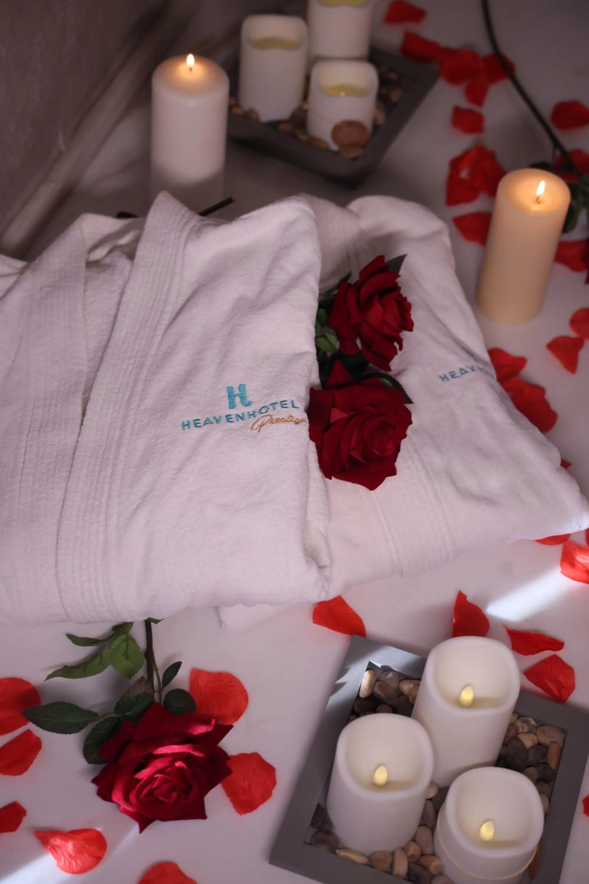 Bed in Heaven Prestige Hotel