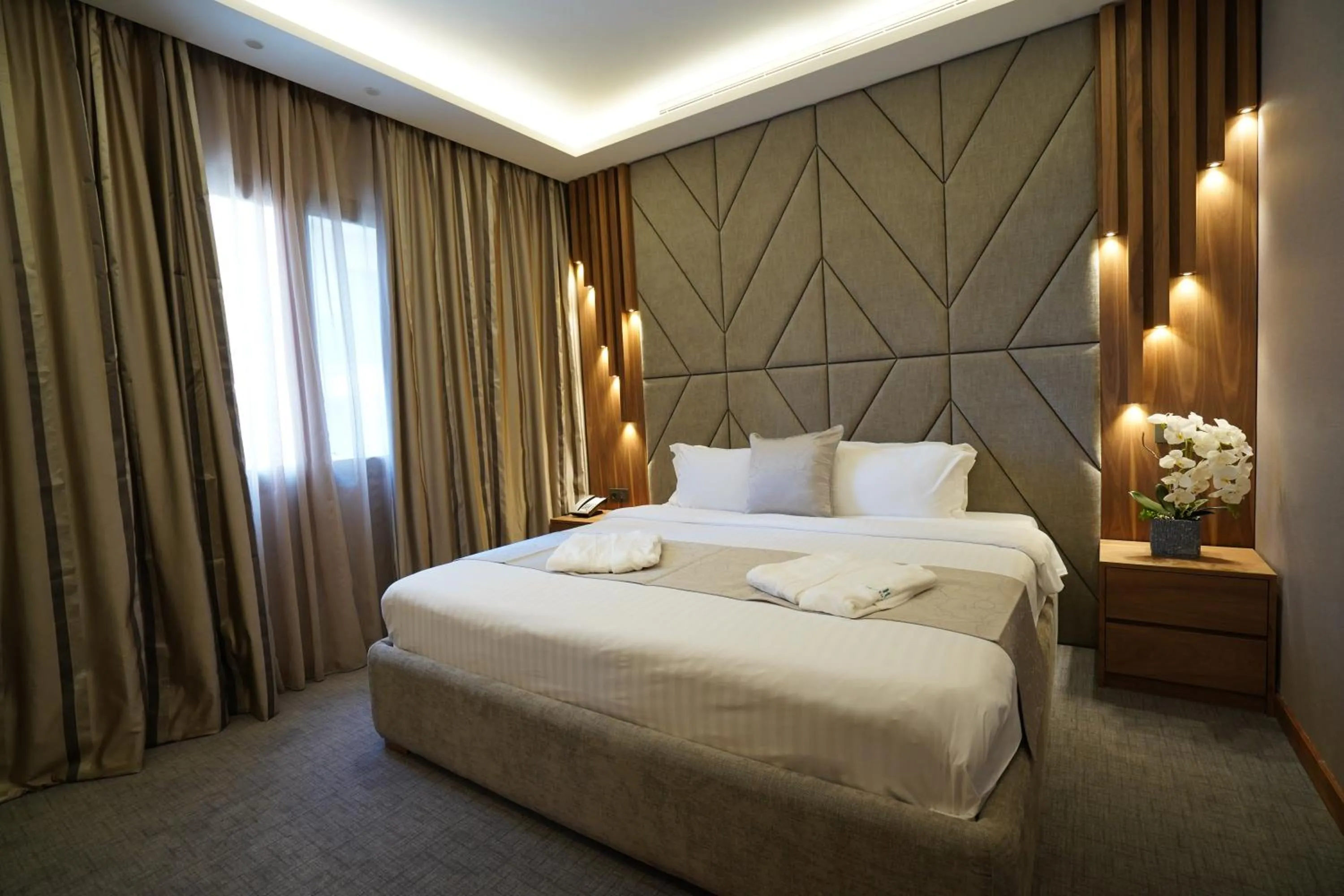 Bed in Heaven Prestige Hotel