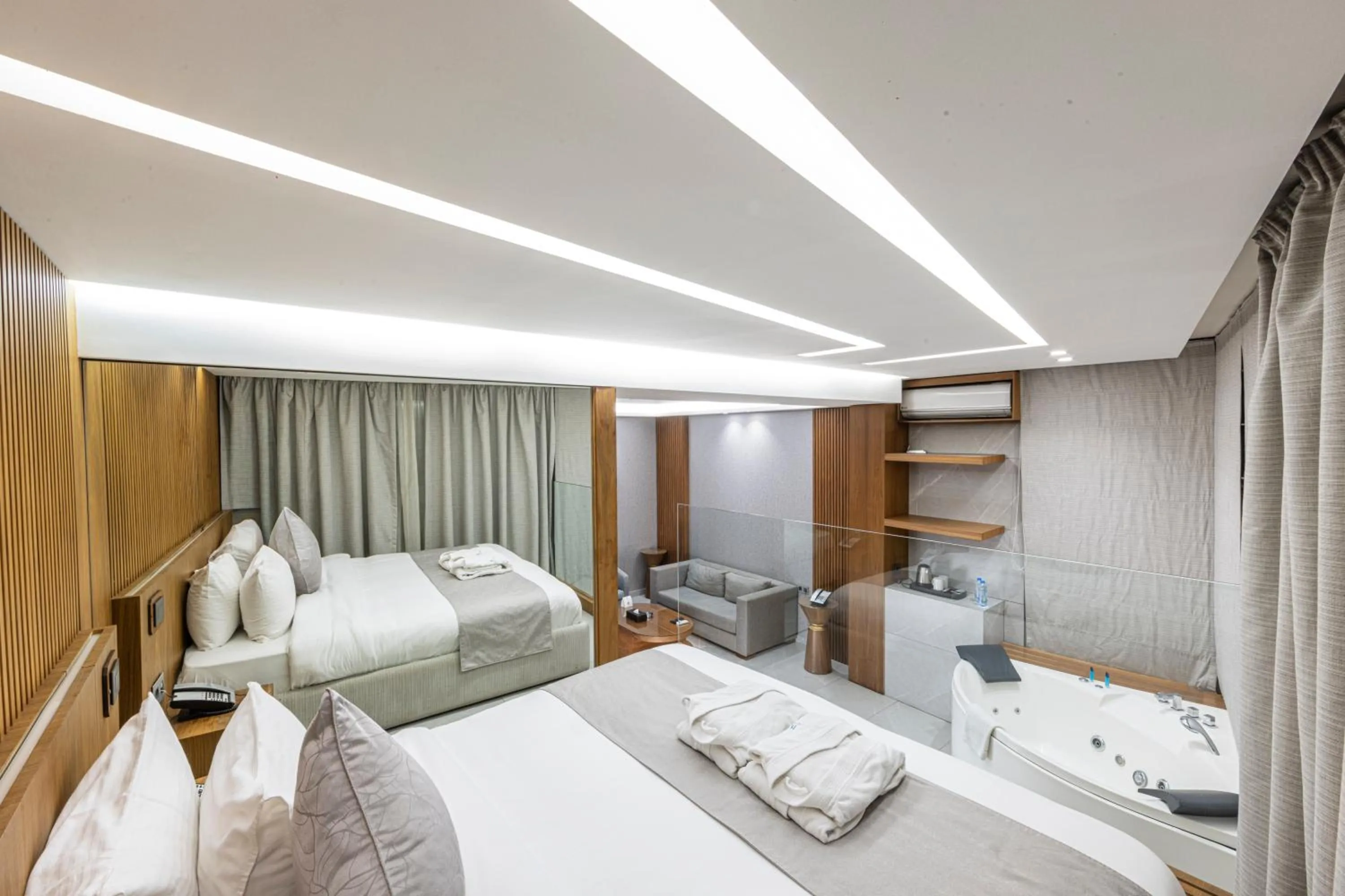 Bed in Heaven Prestige Hotel