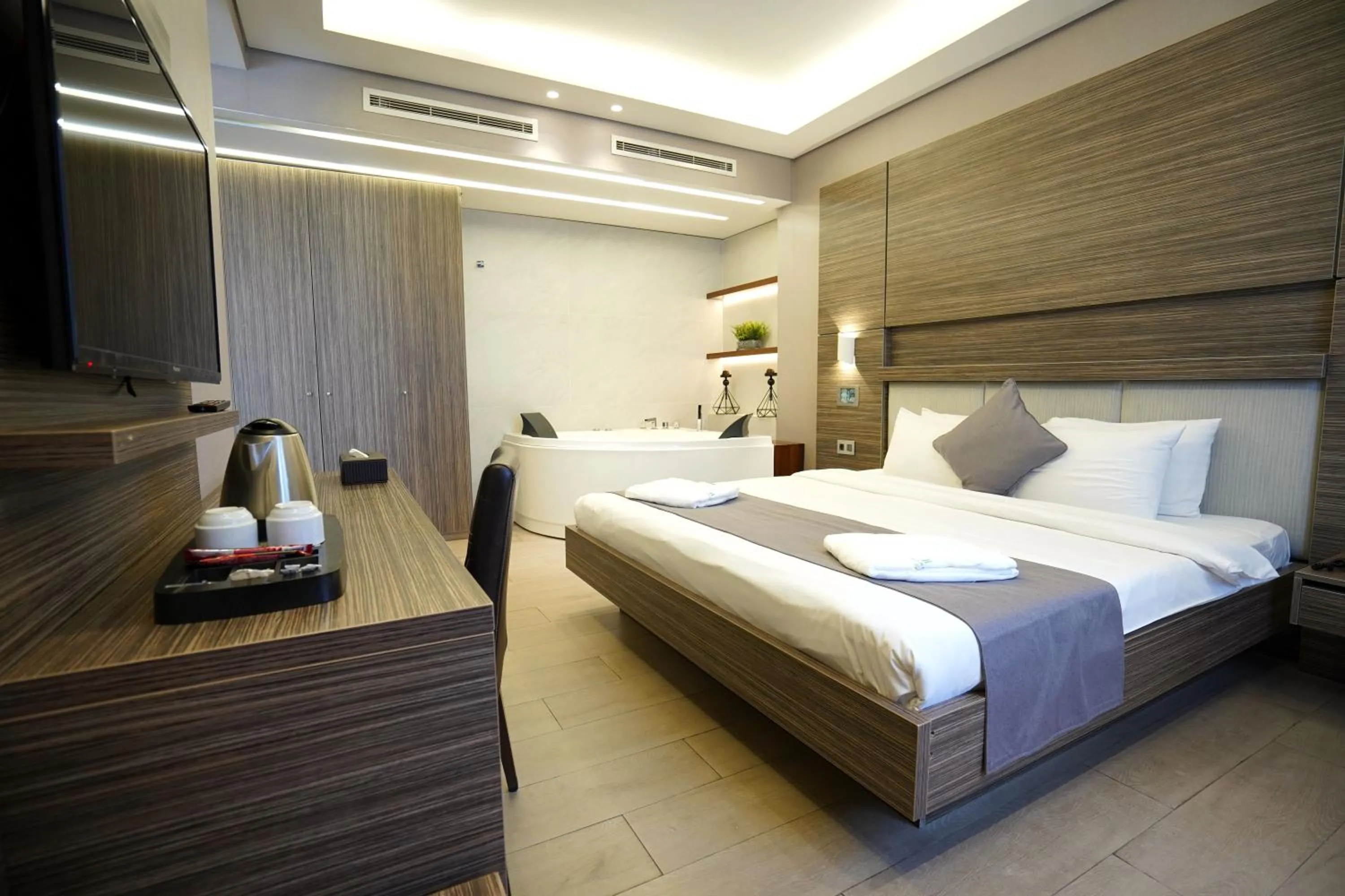 Bed in Heaven Prestige Hotel