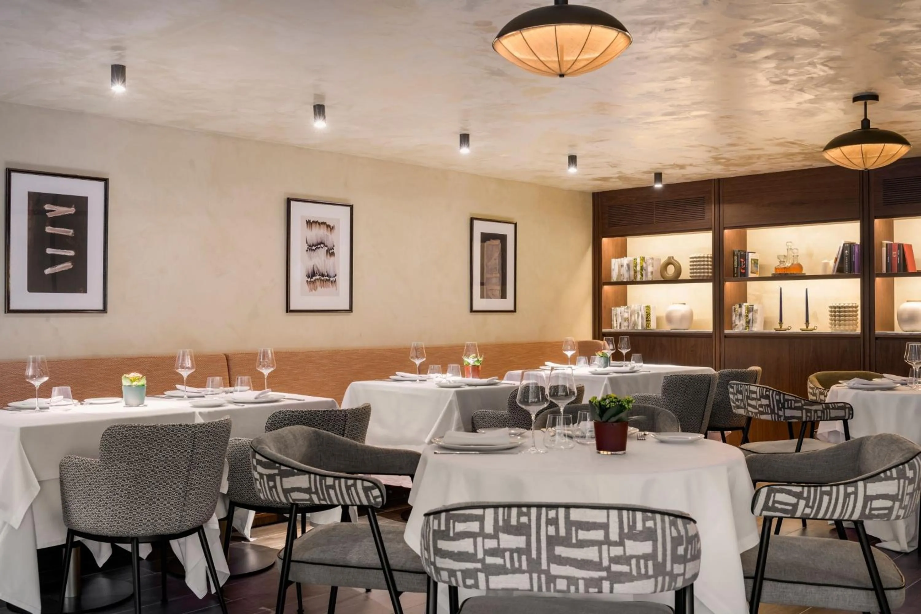 Restaurant/places to eat in The Westin Madrid Cuzco