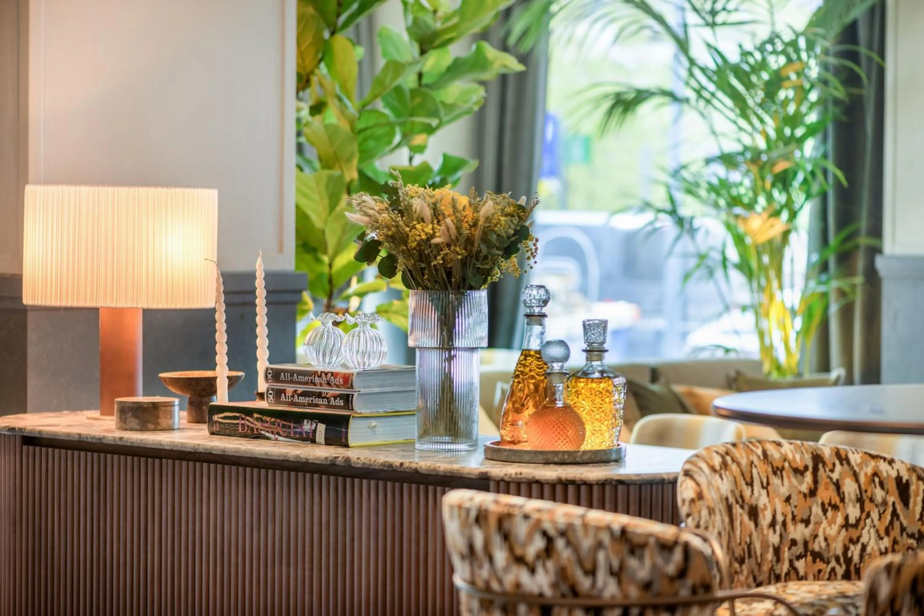 Lobby or reception in The Westin Madrid Cuzco