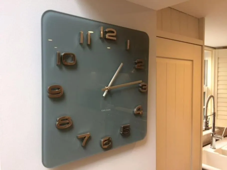 River Road, Littlehampton, Executive Apartment