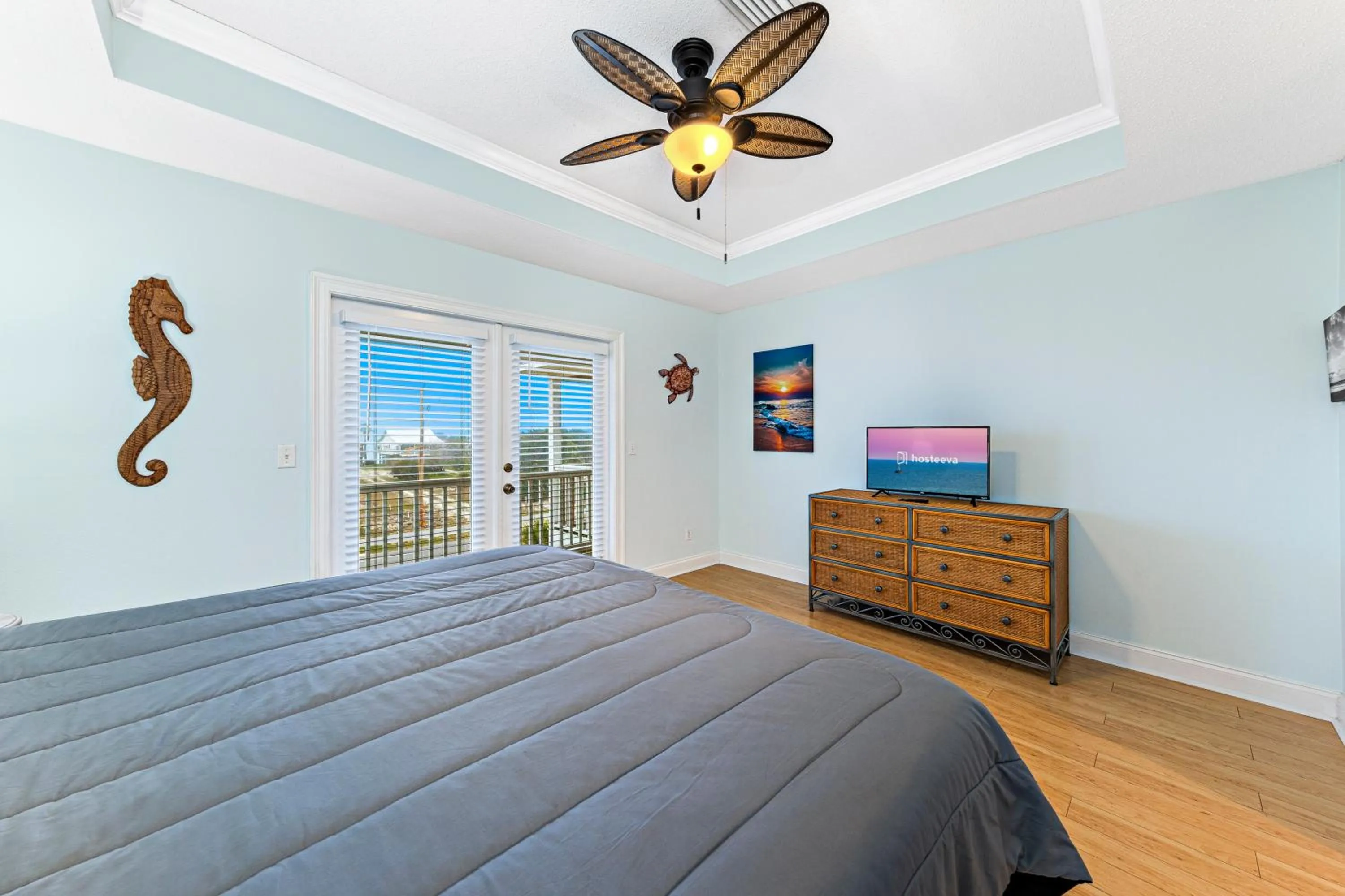 Bed in Turtle's Nest West