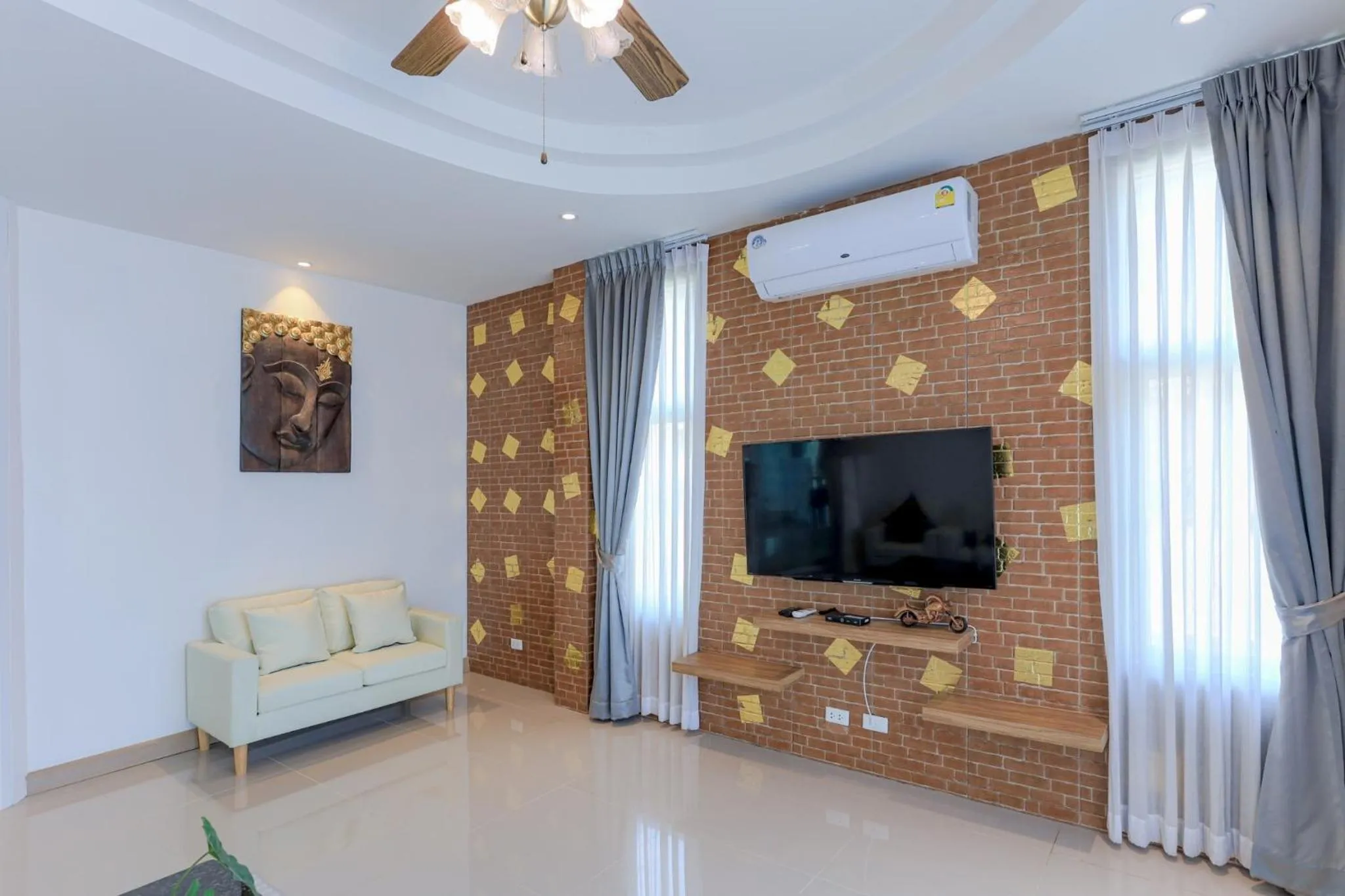 Living room in Marc Hotel Maesai