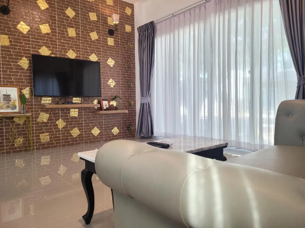 Living room in Marc Hotel Maesai