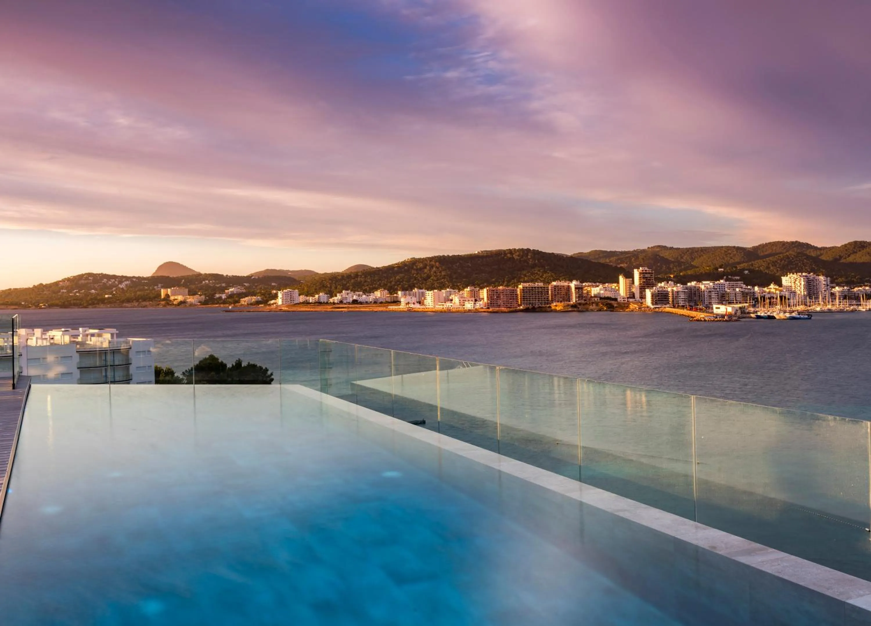 Balcony/Terrace in INNSiDE by Meliá Ibiza Beach