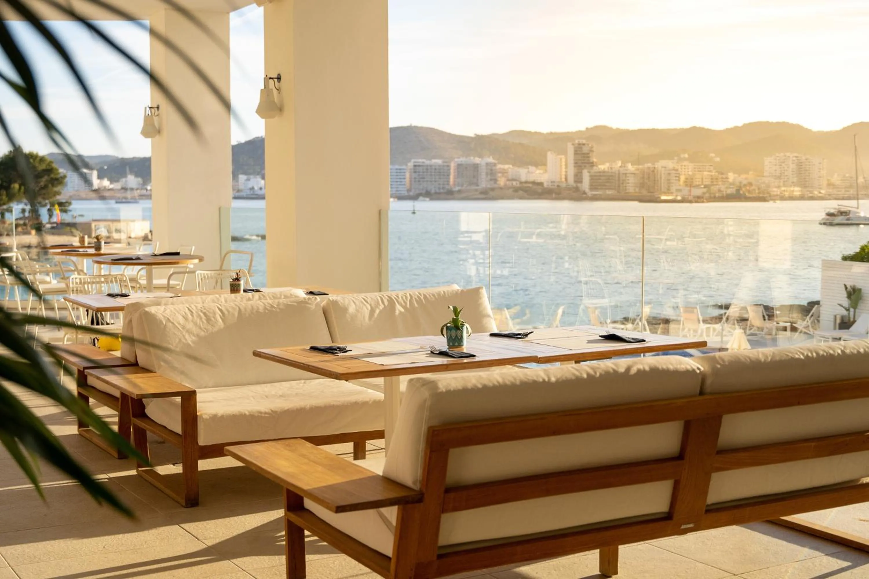 Restaurant/places to eat in INNSiDE by Meliá Ibiza Beach