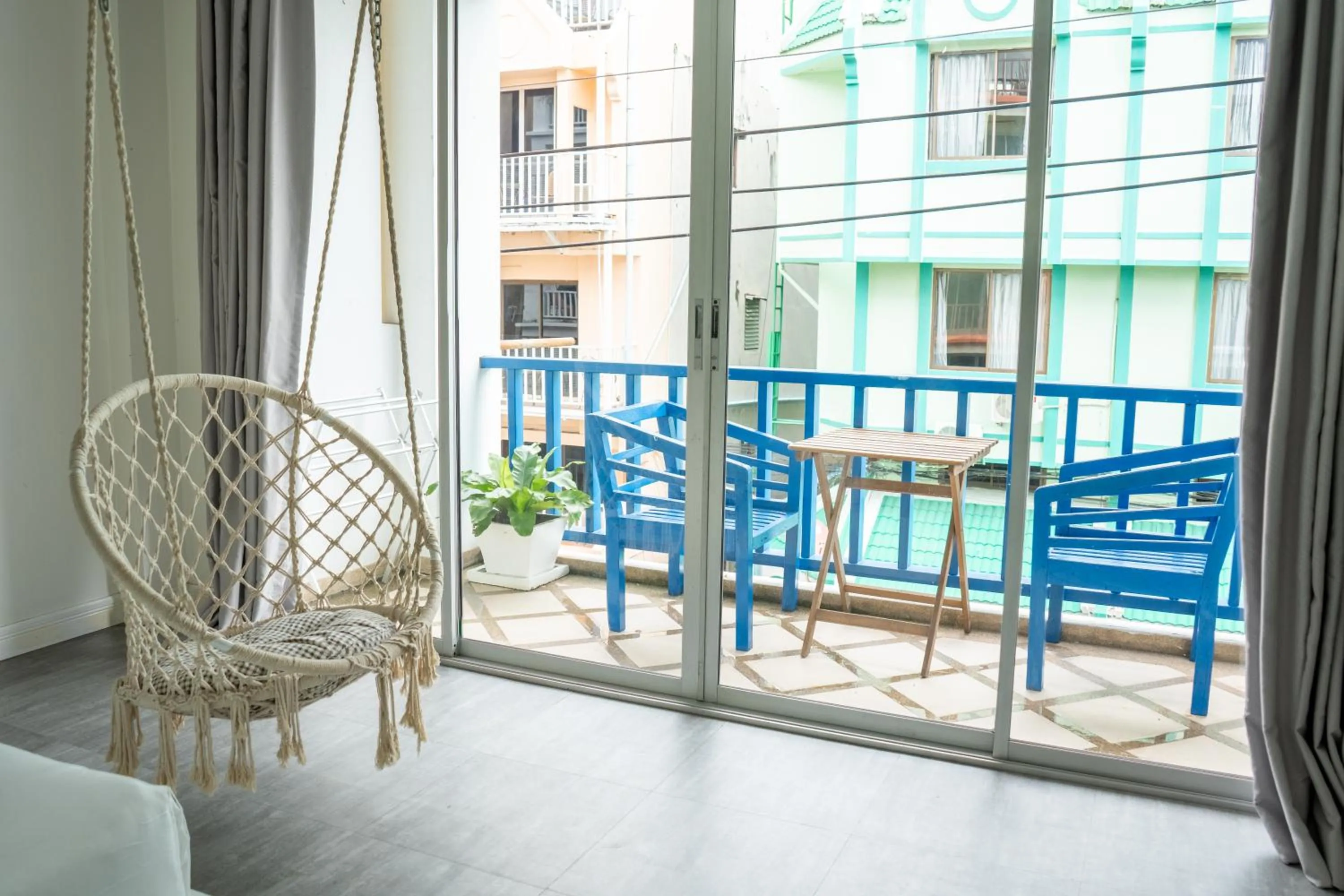 Balcony/Terrace in Meow Cat Cafe & Hotel