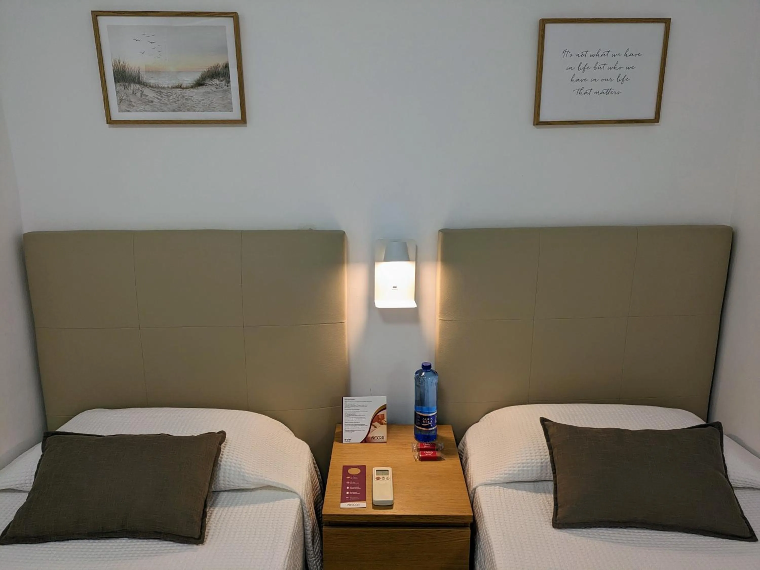 Bed in Hostal Alogar