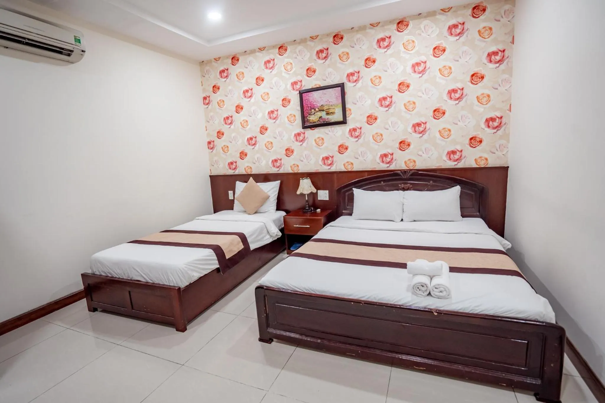 Bed in LUXURY HOTEL HẬU GIANG