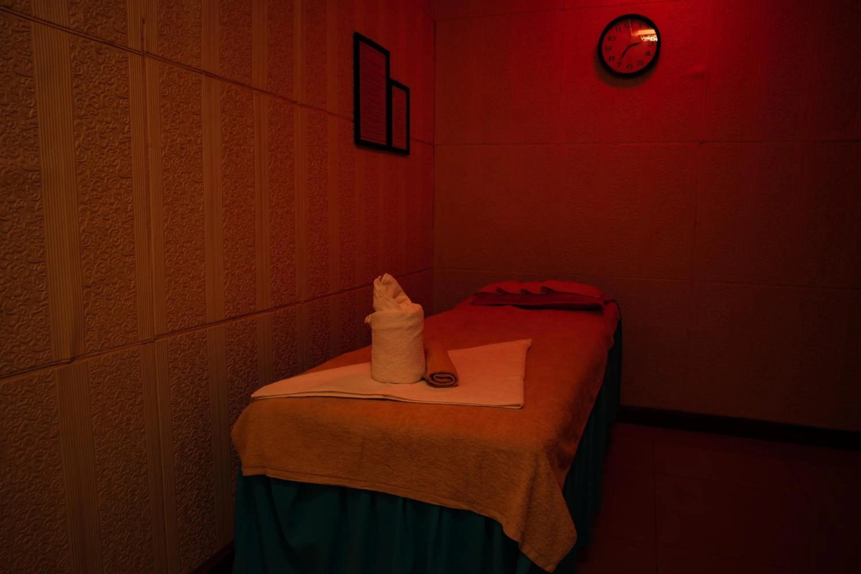 Massage in LUXURY HOTEL HẬU GIANG