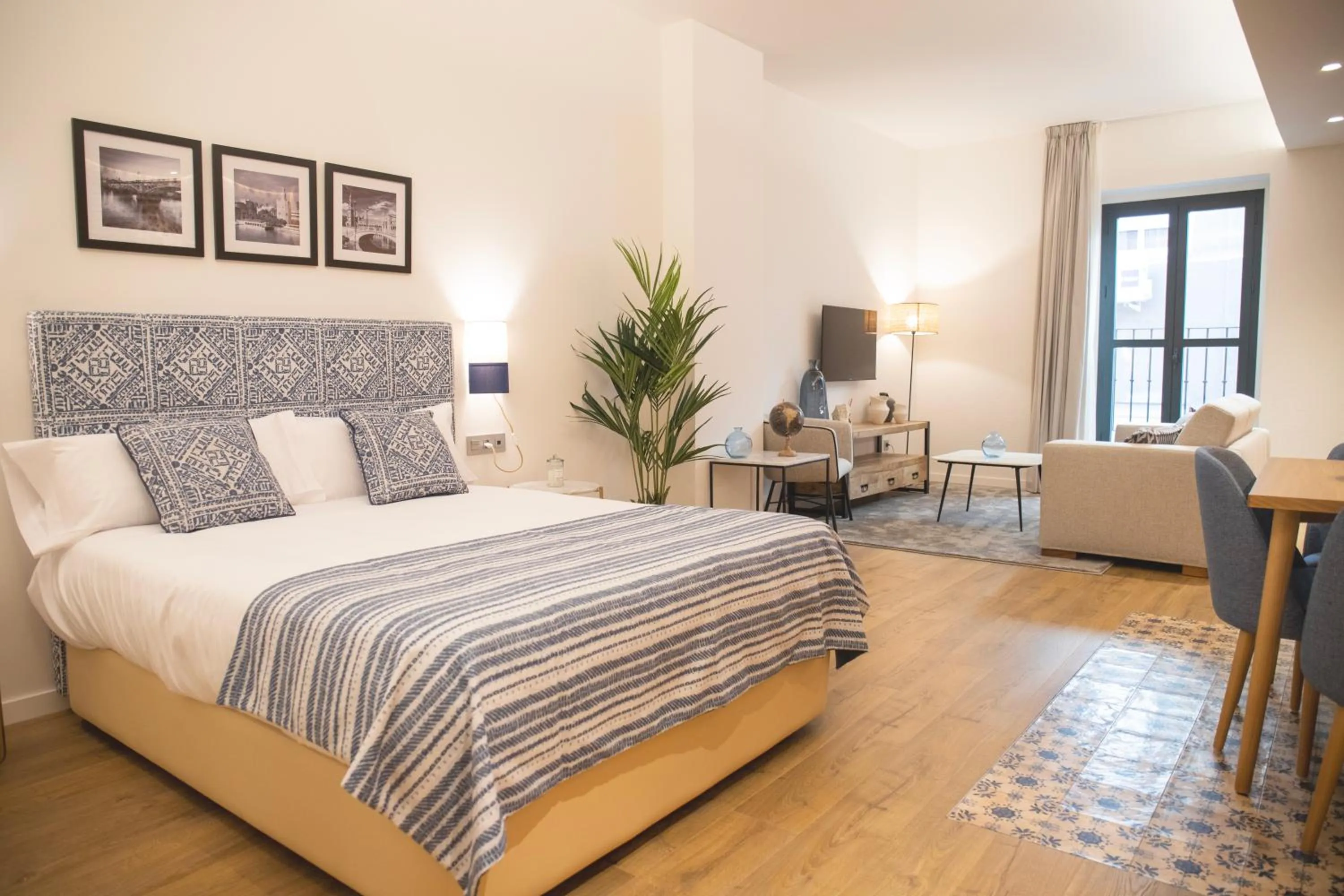 Bed in nQn Aparts & Suites Sevilla