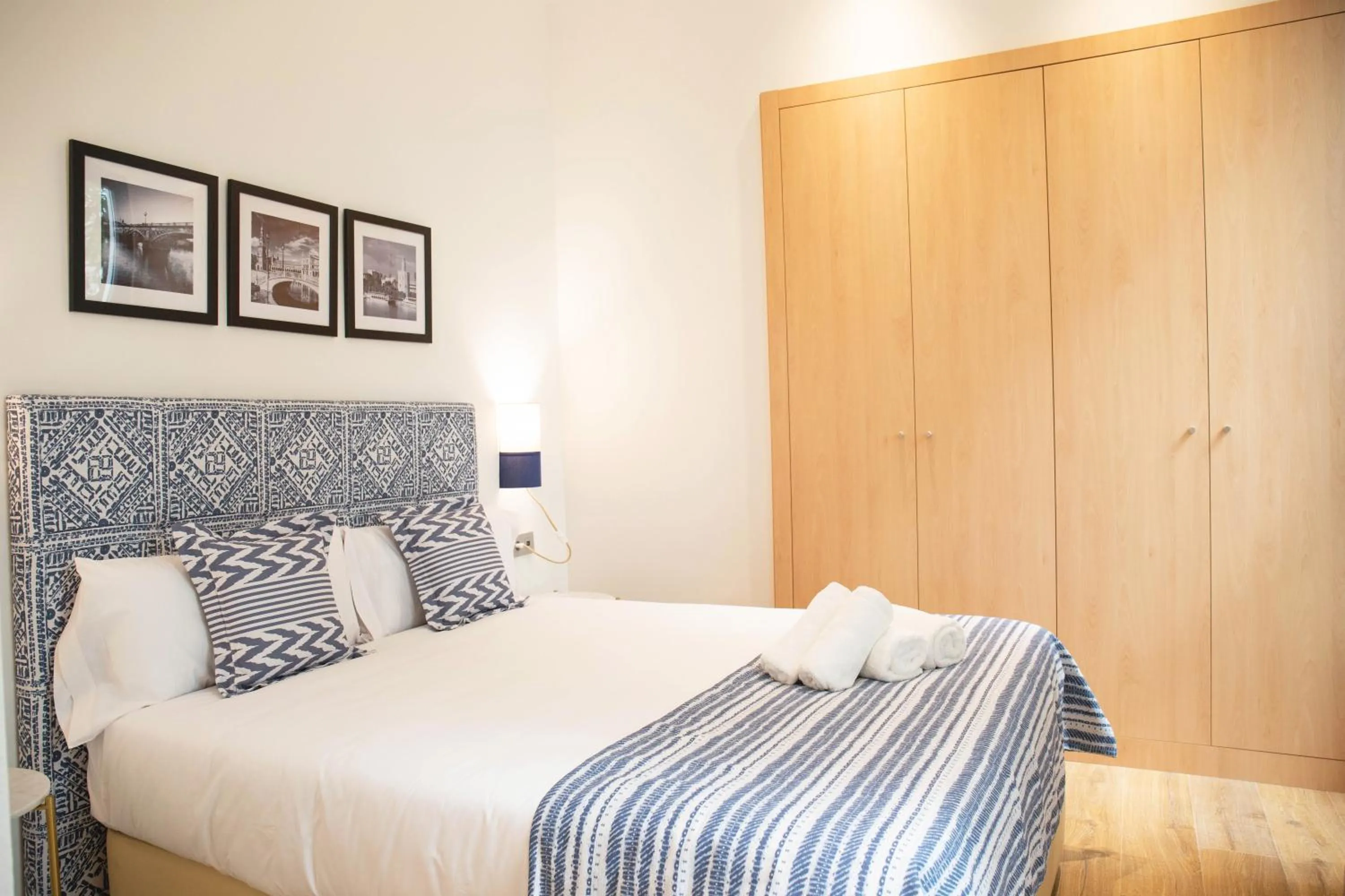 Bed in nQn Aparts & Suites Sevilla