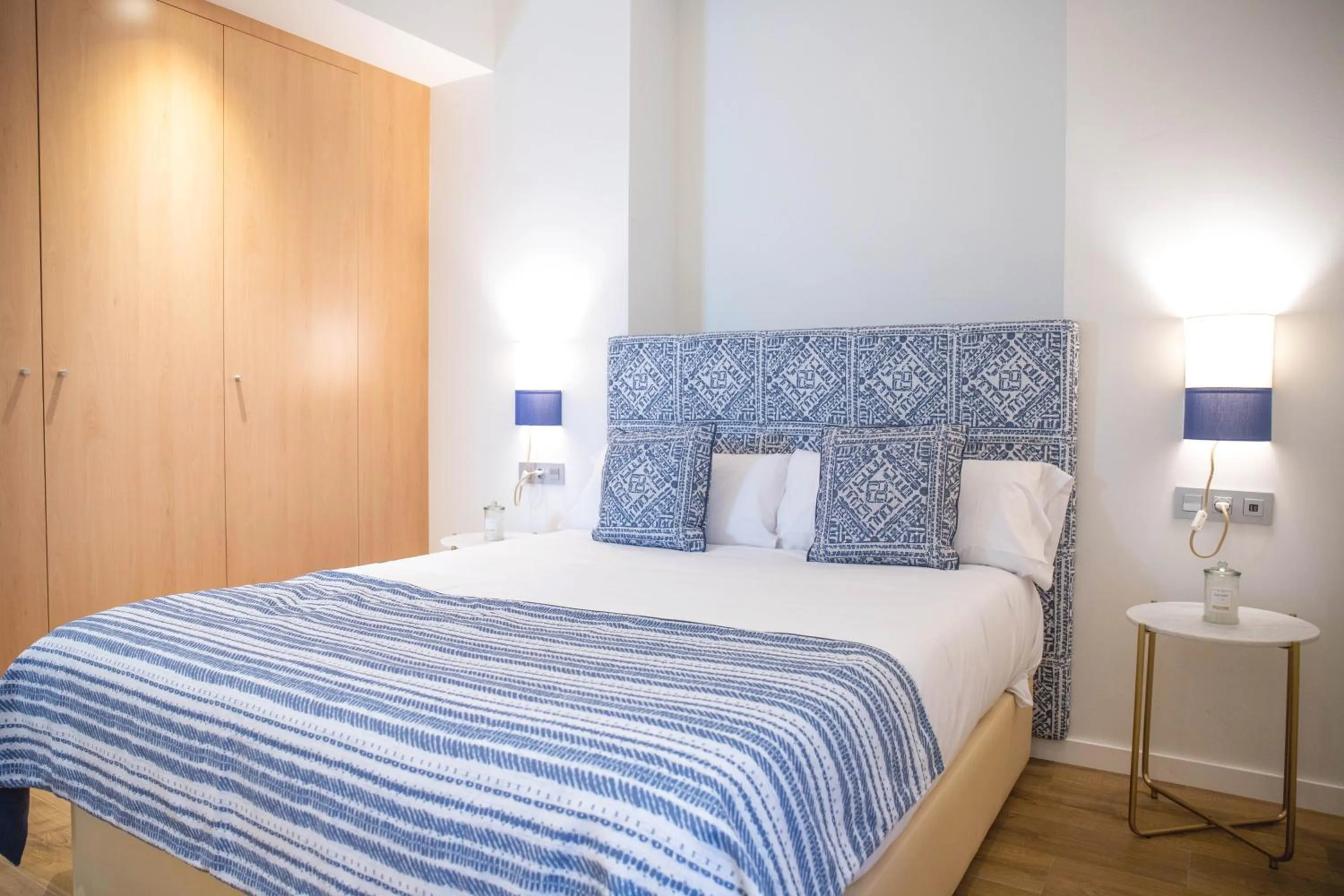 Bed in nQn Aparts & Suites Sevilla