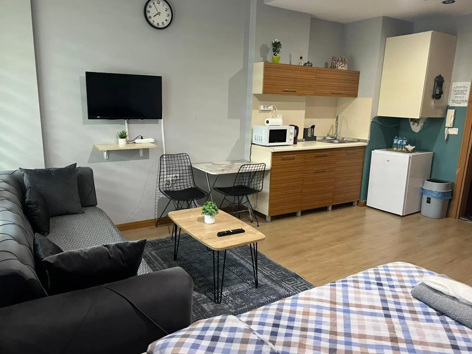 TV and multimedia in Nur Sena's House