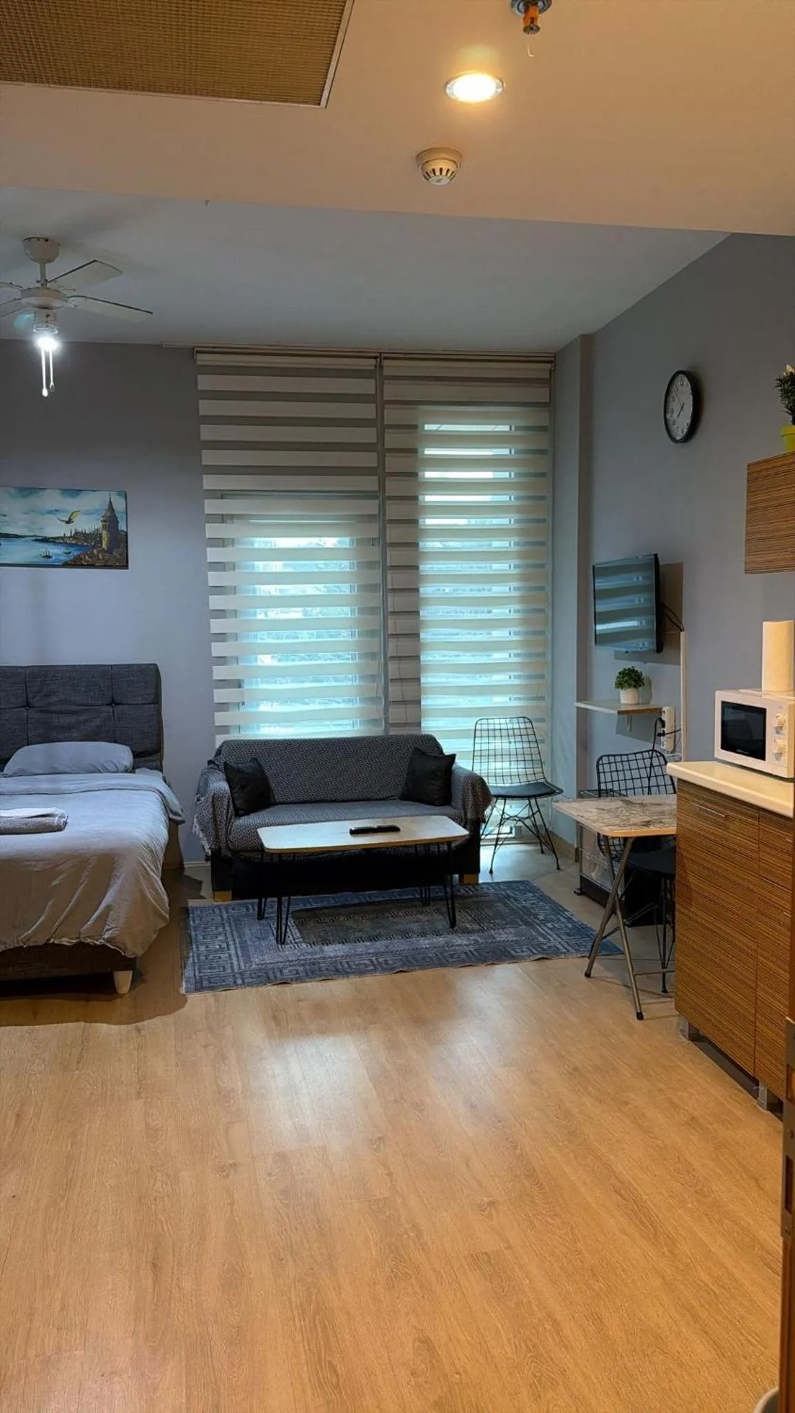 Kitchen or kitchenette, Bed in Nur Sena's House