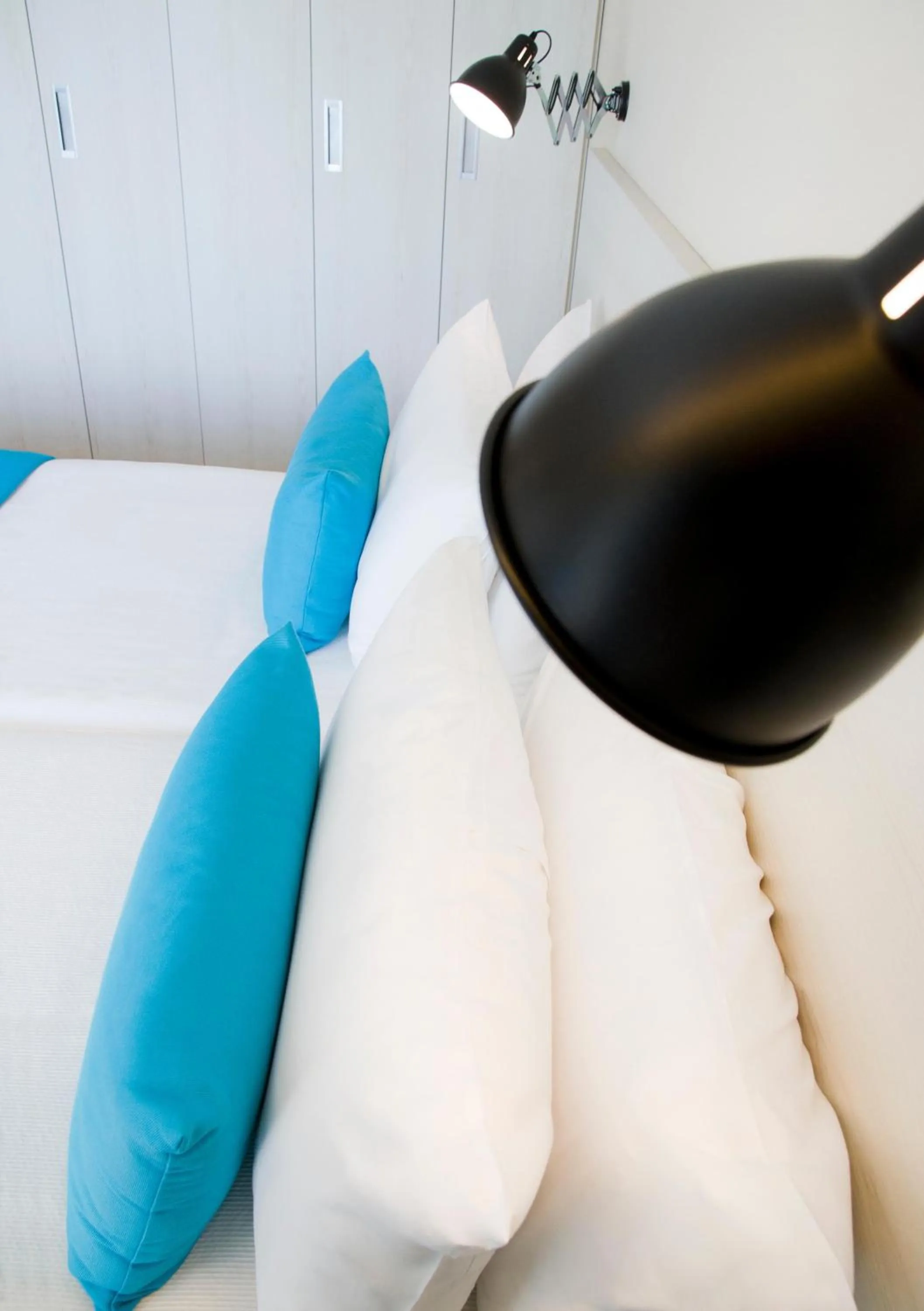 Photo of the whole room, Bed in ALEGRIA Maripins