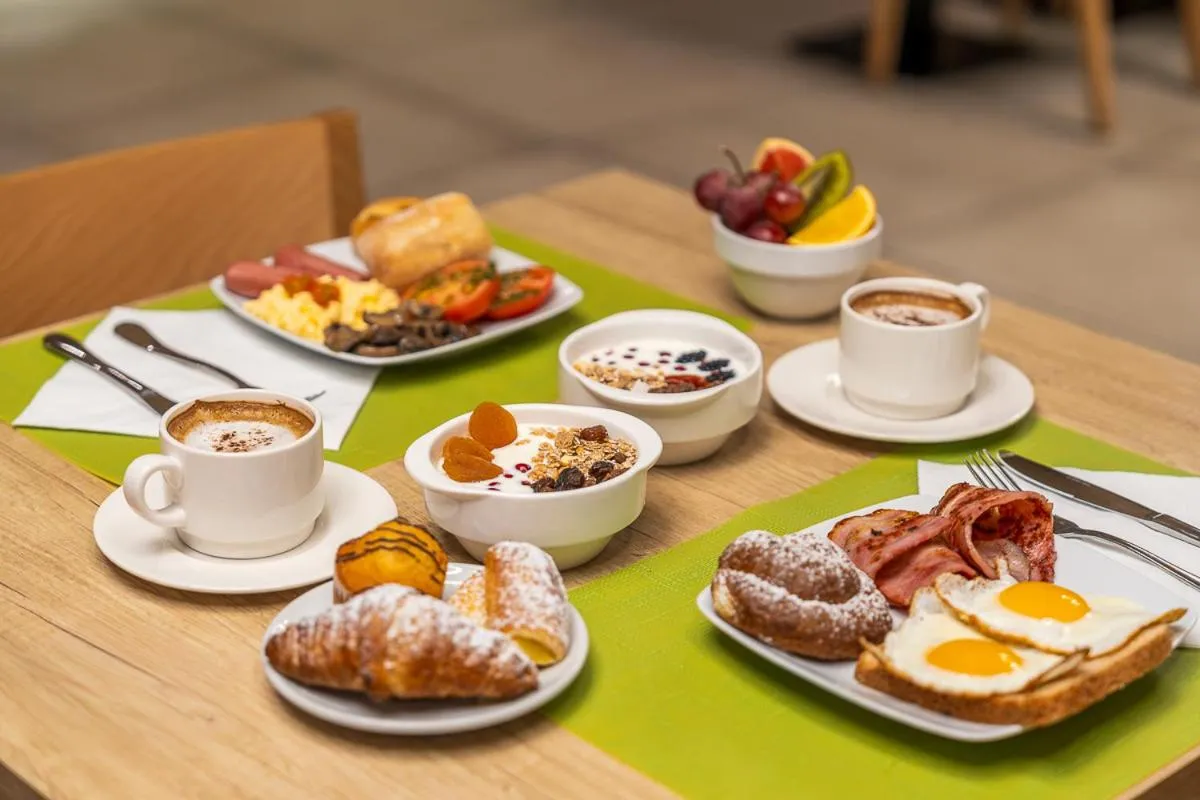 FERGUS Club Pineda Splash