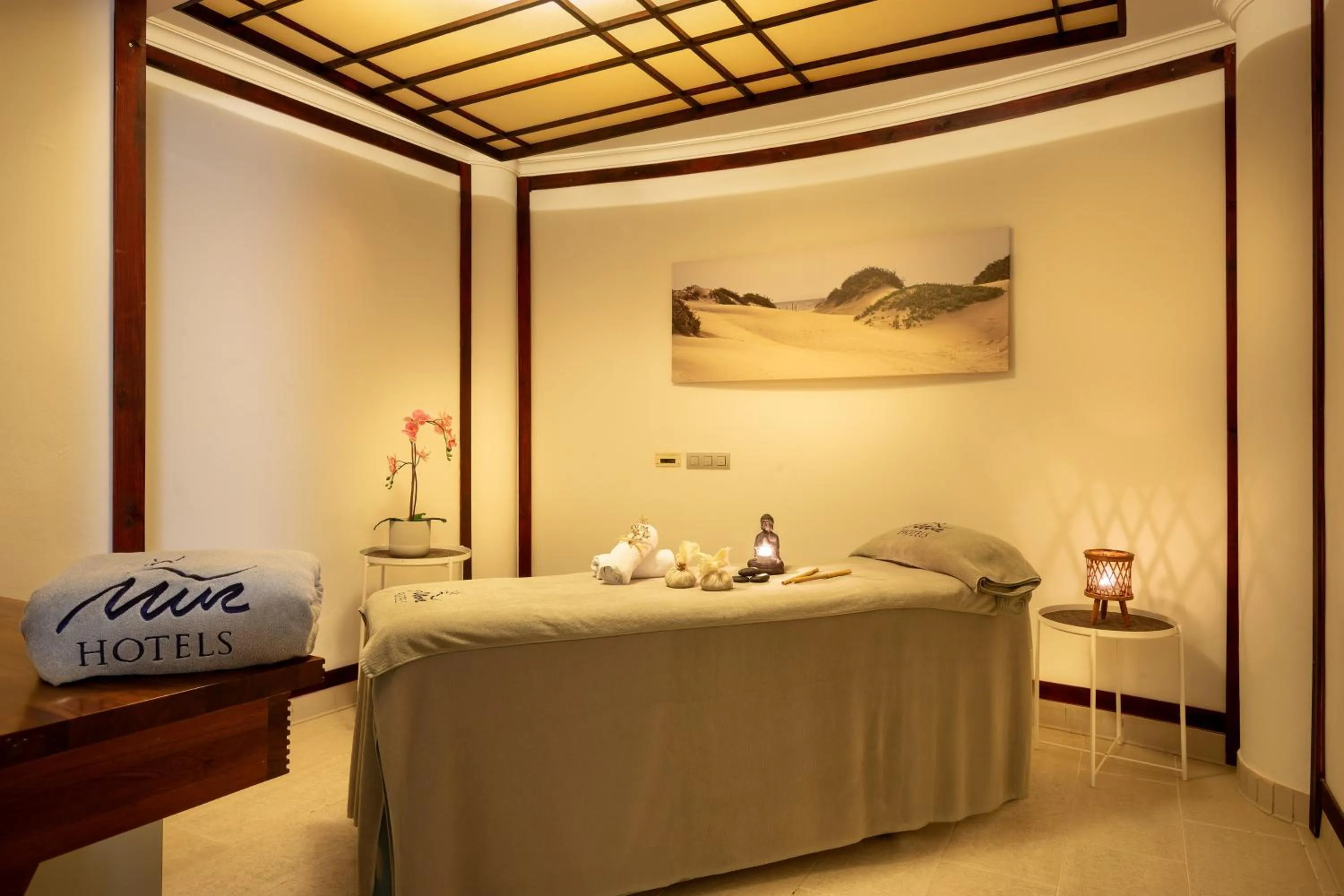 Massage, Bed in MUR Faro Jandia Fuerteventura & Spa