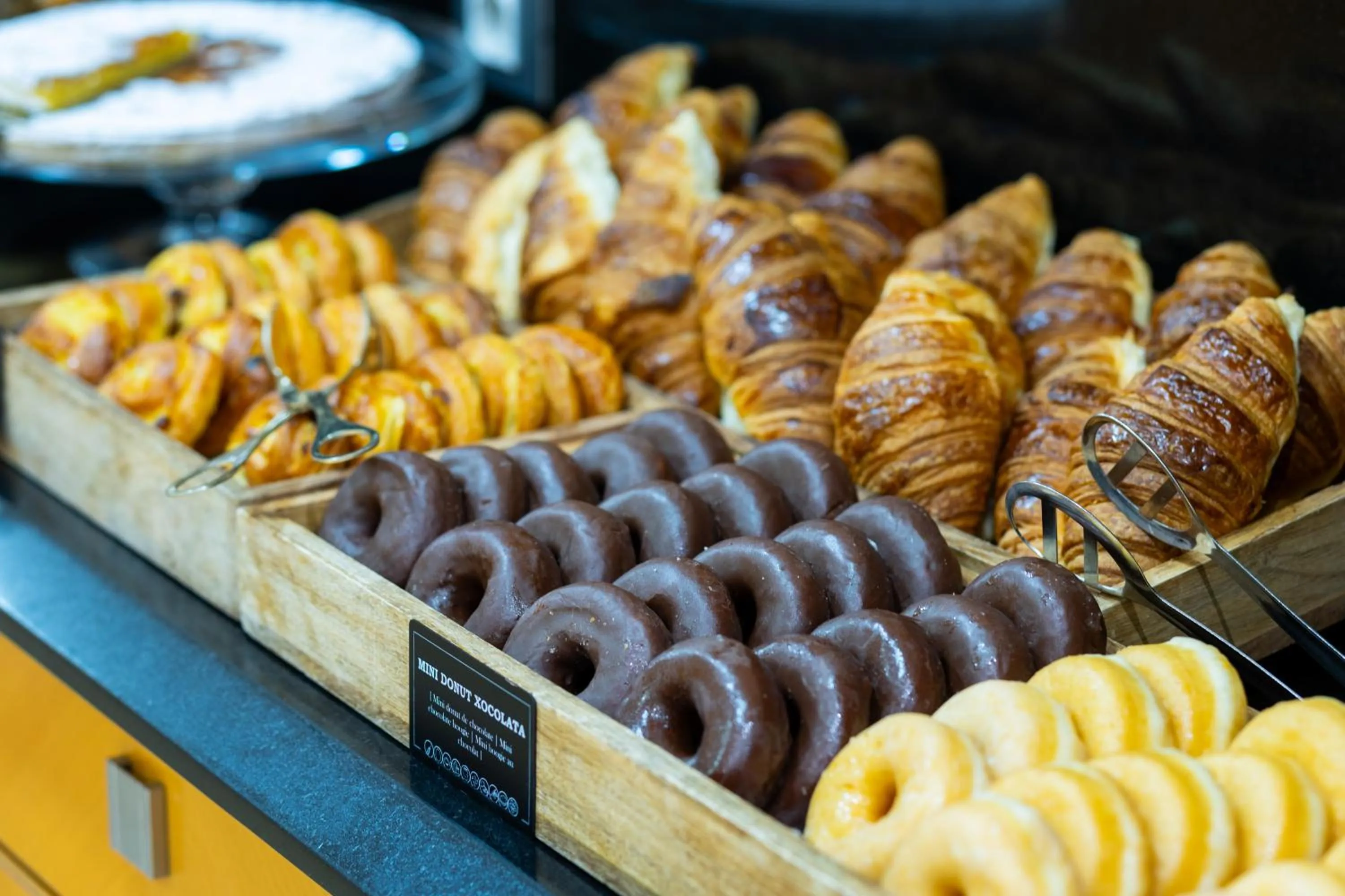 Buffet breakfast in Hotel del Mar