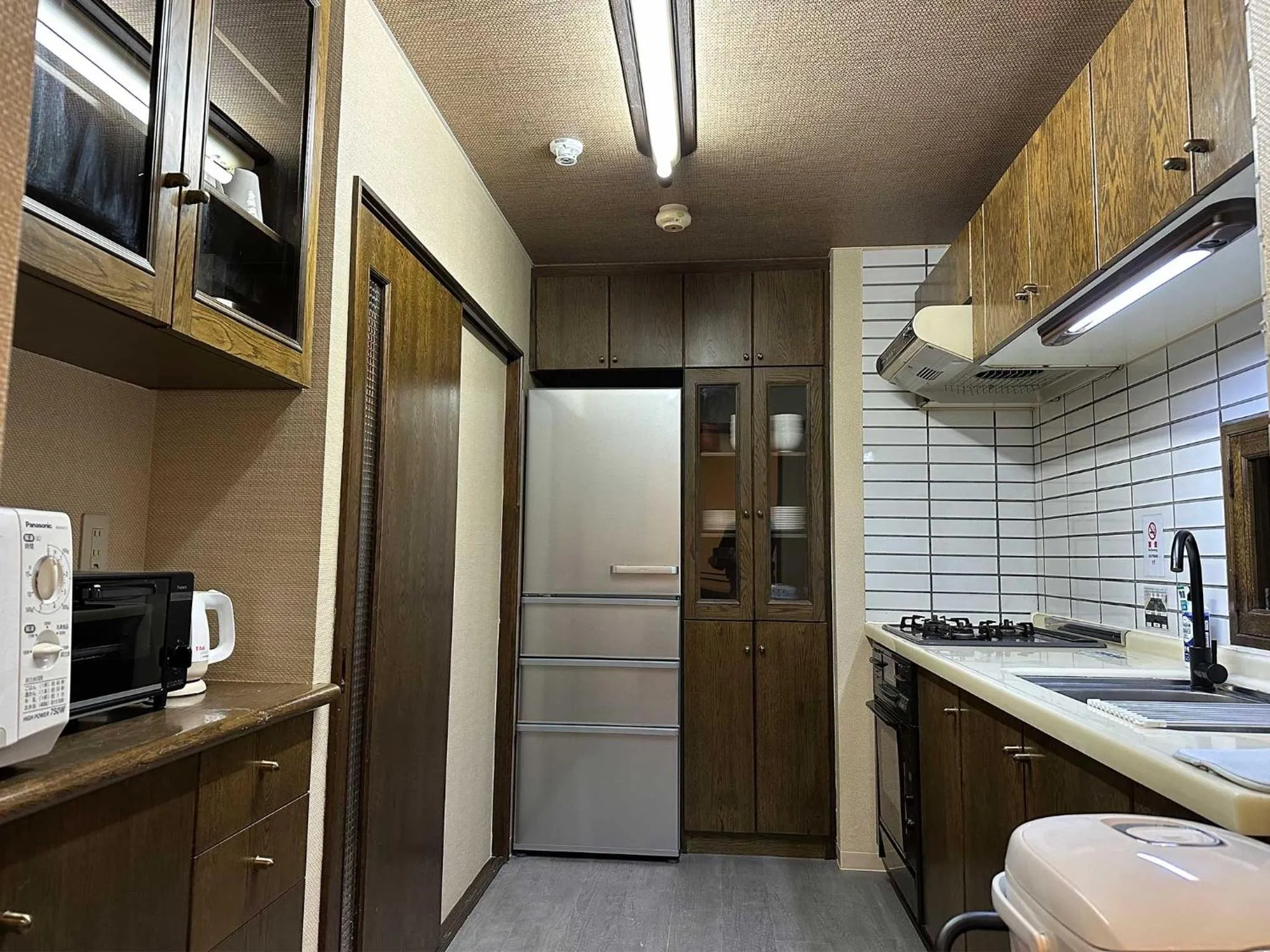 Kitchen or kitchenette in LIT’S INN Sapporo