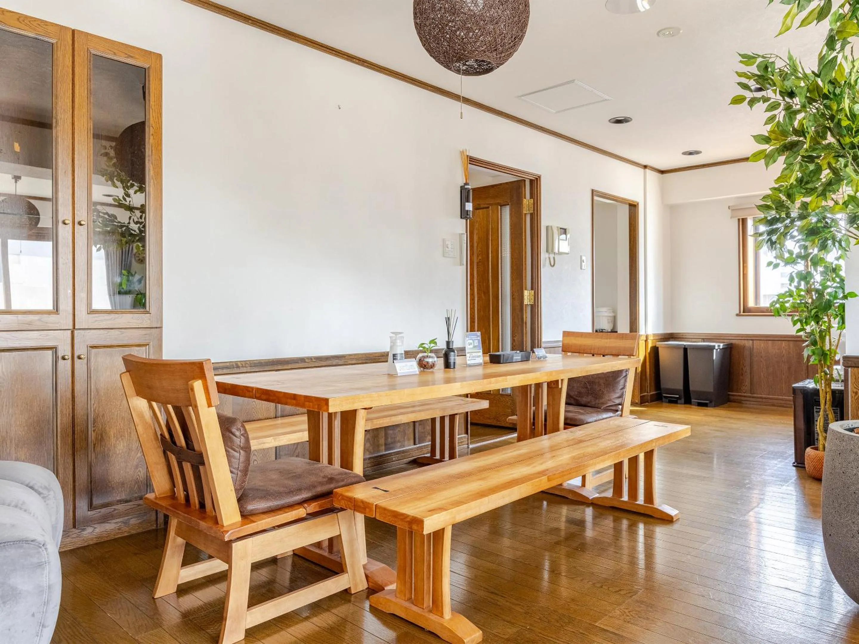 Dining area in LIT’S INN Sapporo