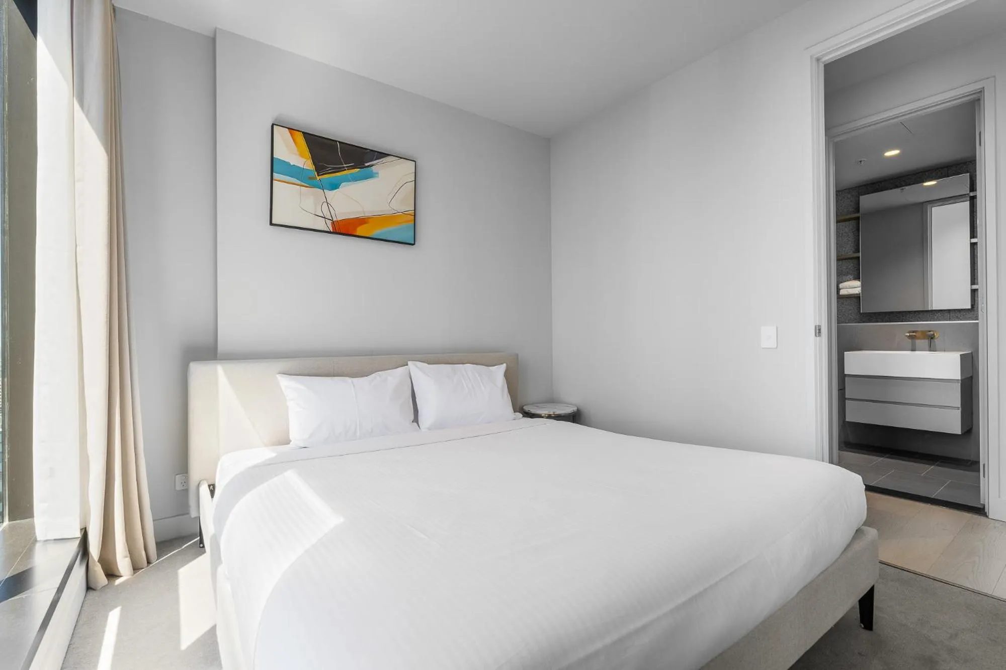 Bed in Paragon Apartments by CLLIX