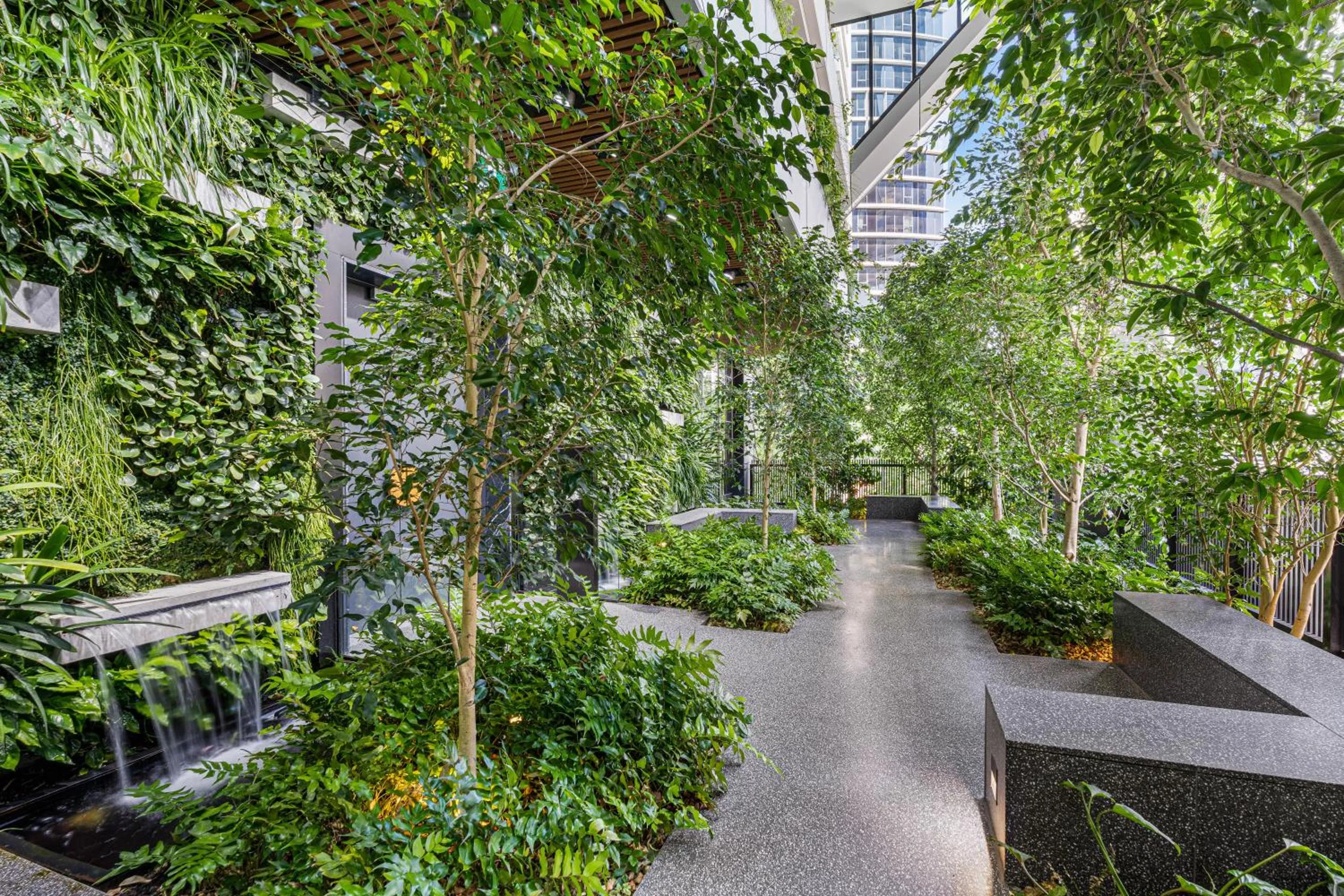 Garden in Paragon Apartments by CLLIX