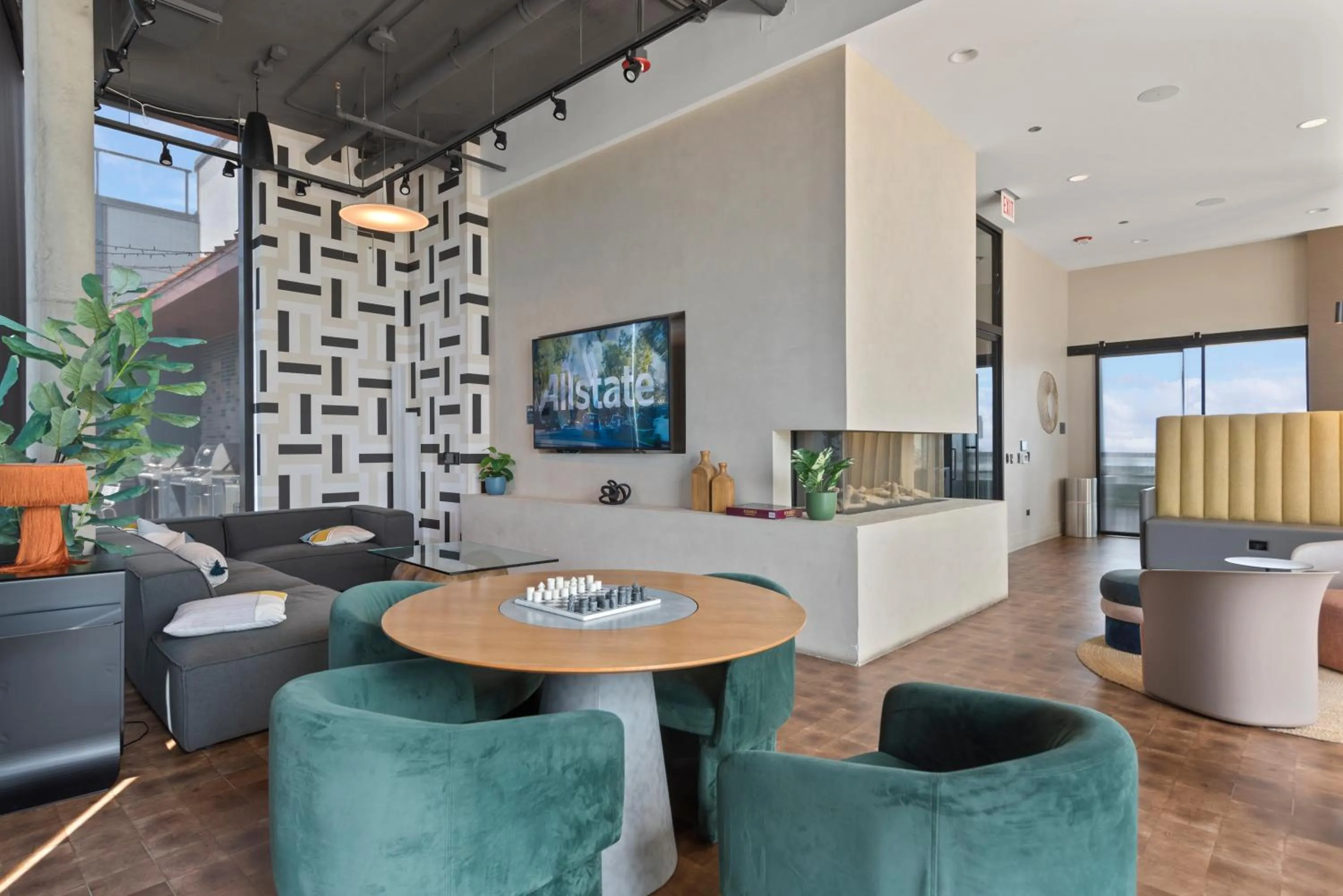 Communal lounge/ TV room in Avra Stylish Apartments Prime West Loop Location Near Union Park
