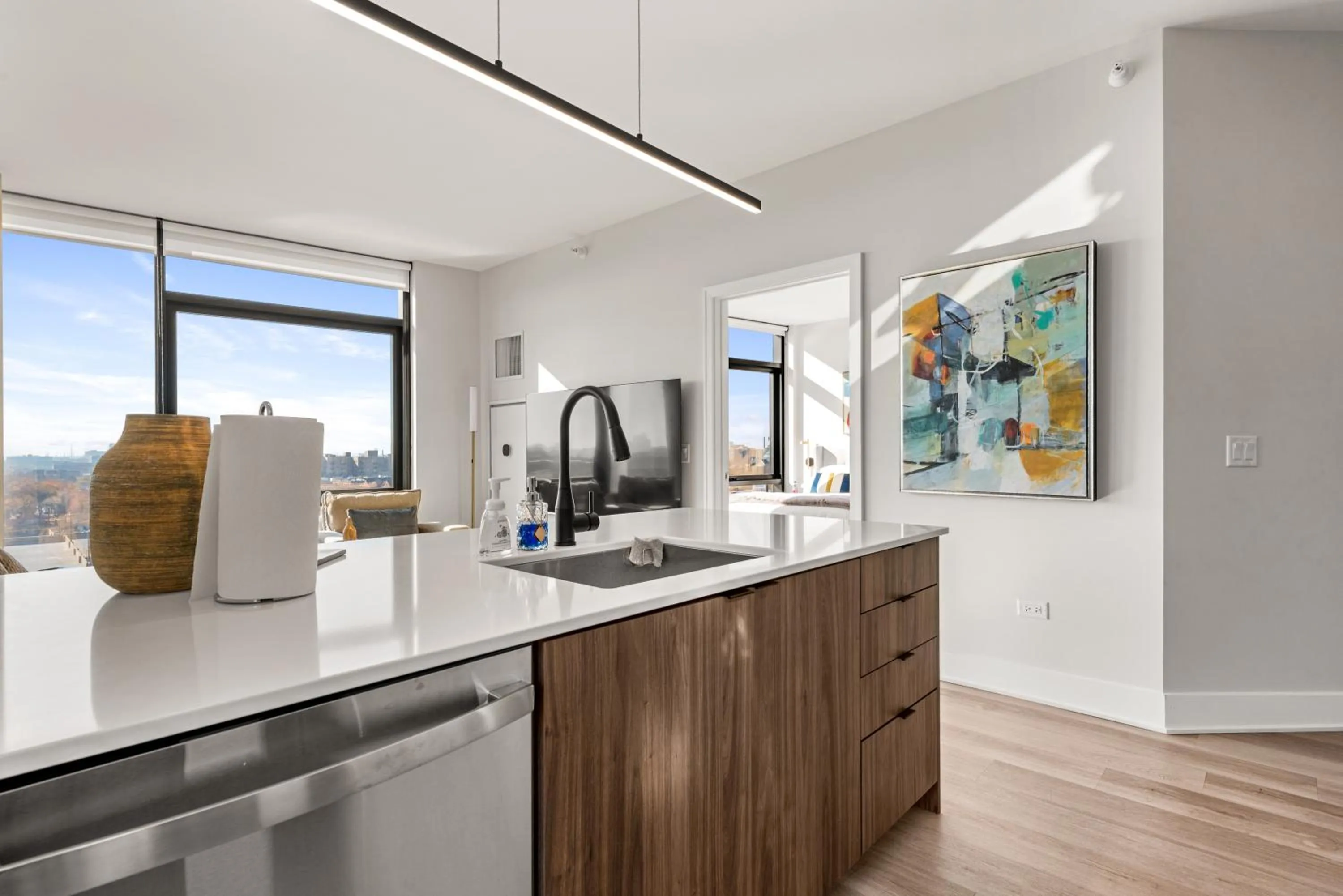 Kitchen or kitchenette in Avra Stylish Apartments Prime West Loop Location Near Union Park