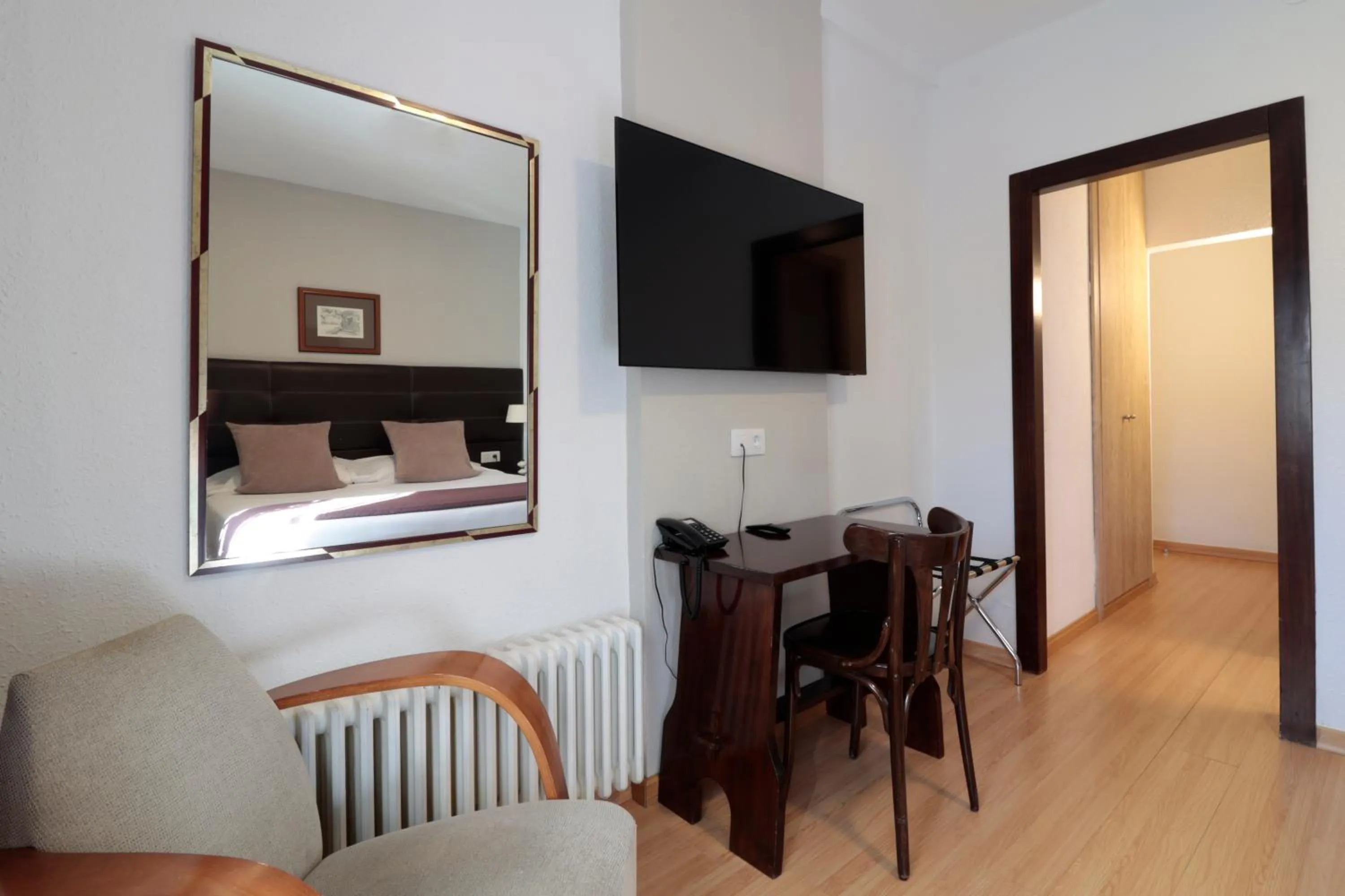 Bed in Hotel Blu Aran