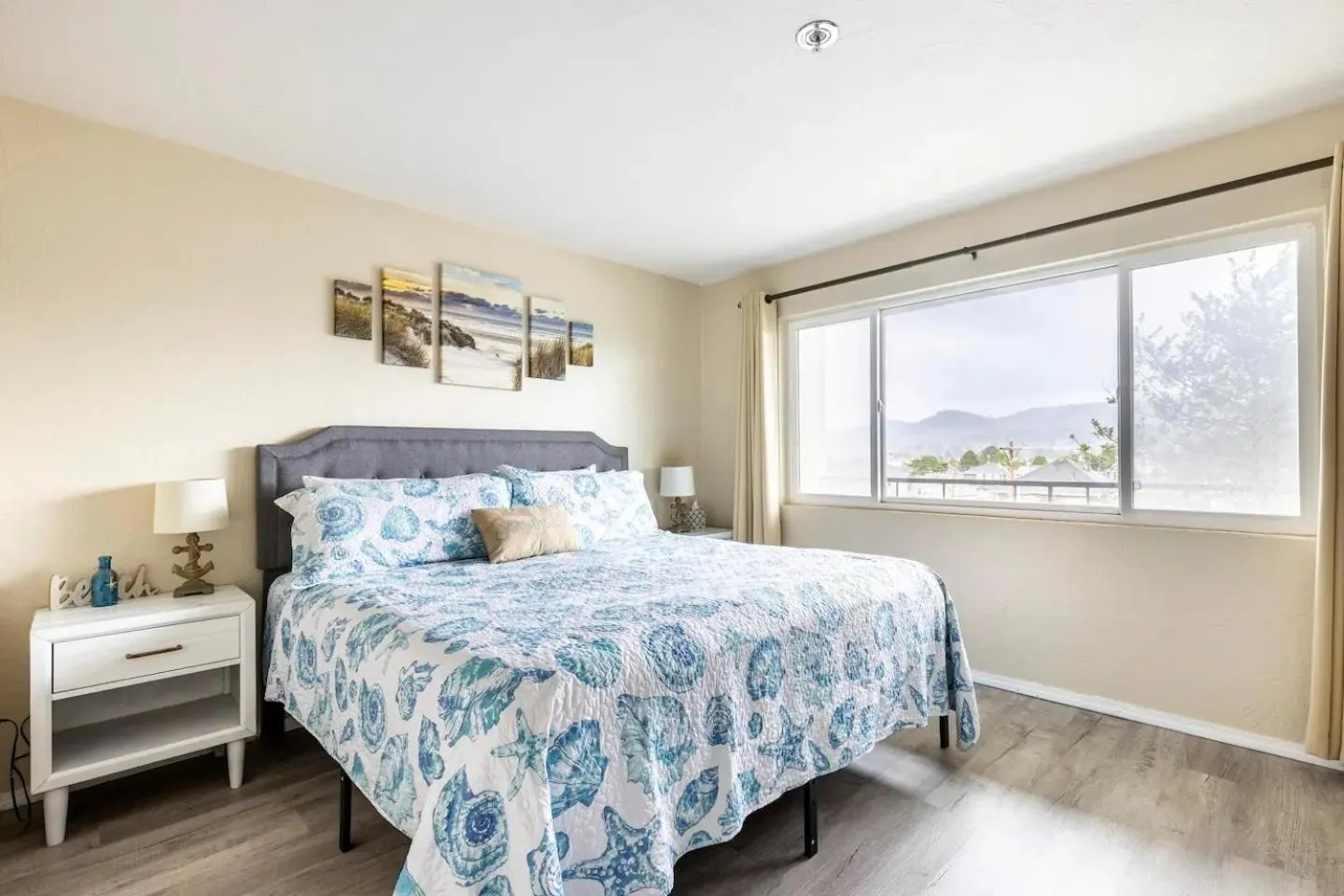 Bed in Sand Dollar Haven at Seaside Beach Club Unit 306