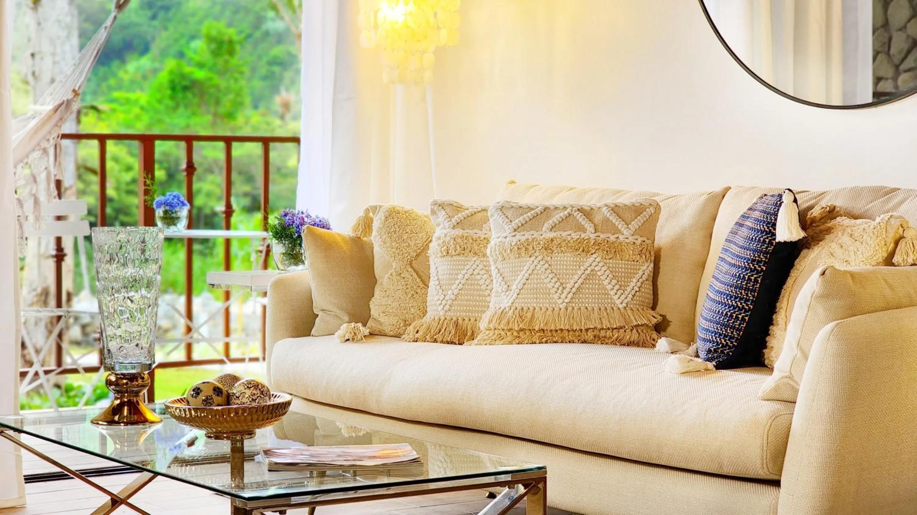 Living room in Rio Verde by Villa Alejandro