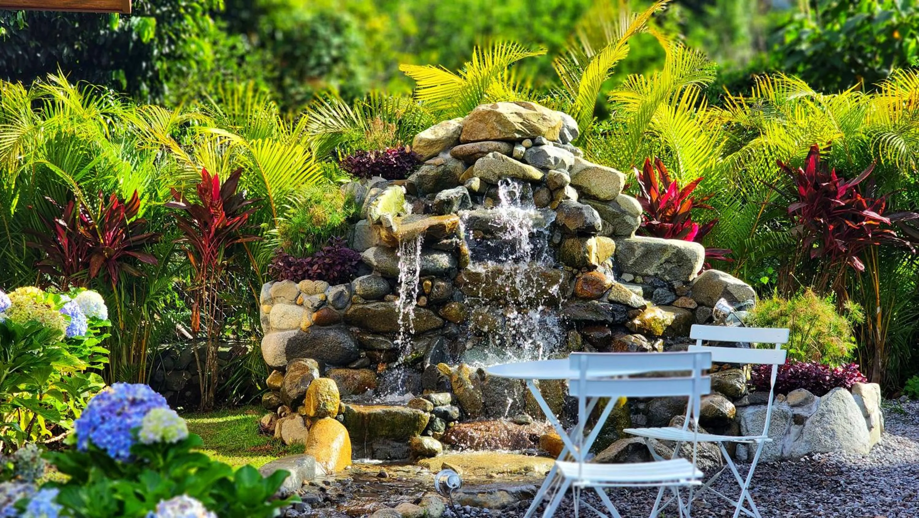 Garden in Rio Verde by Villa Alejandro