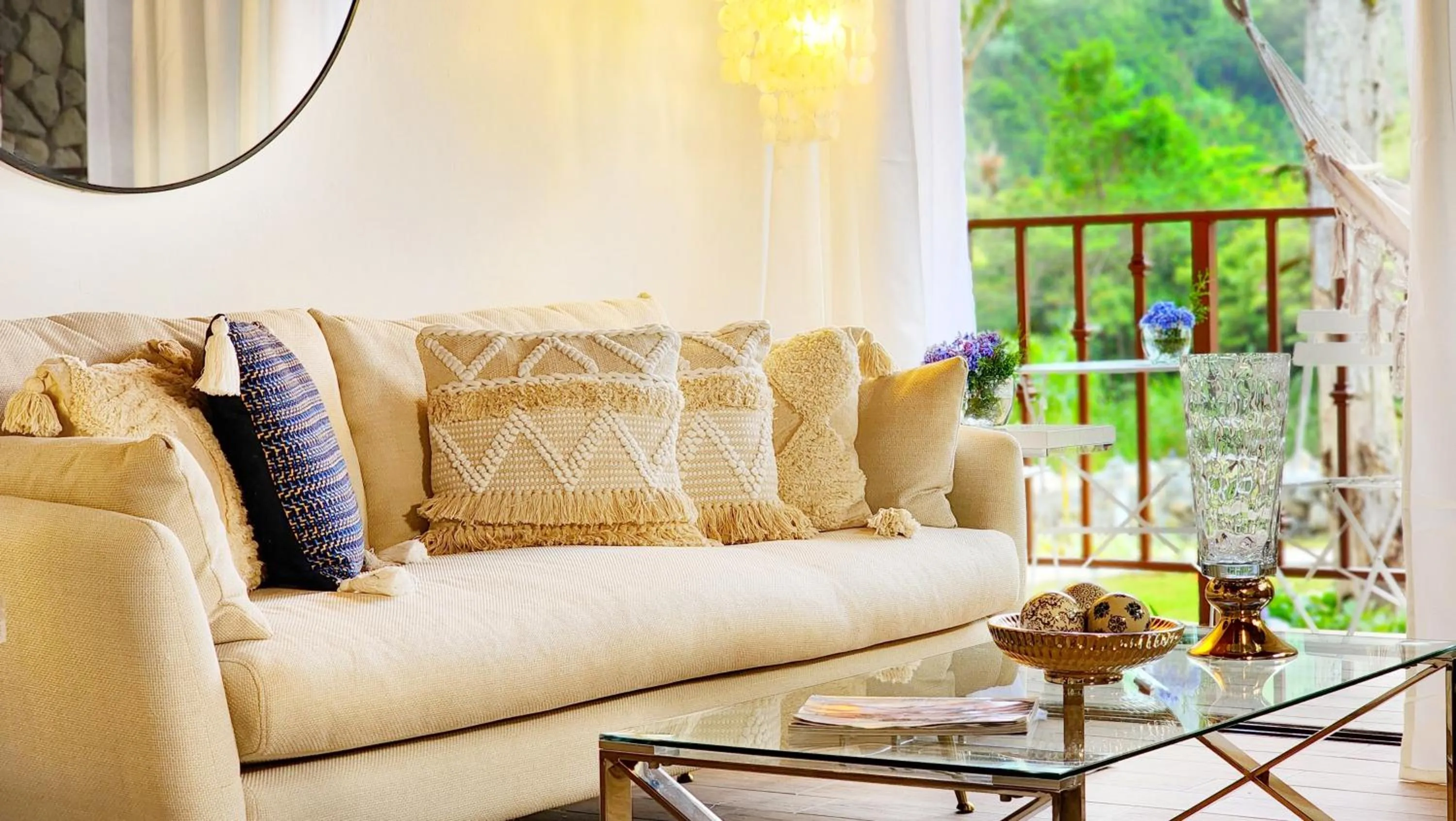 Library in Rio Verde by Villa Alejandro