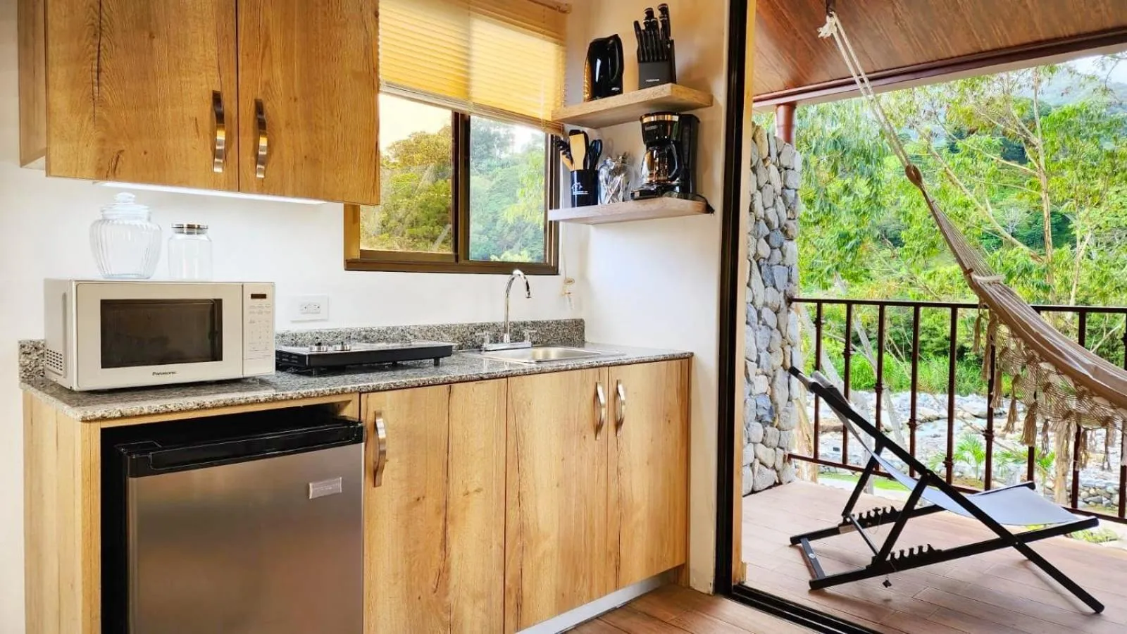 Patio in Rio Verde by Villa Alejandro